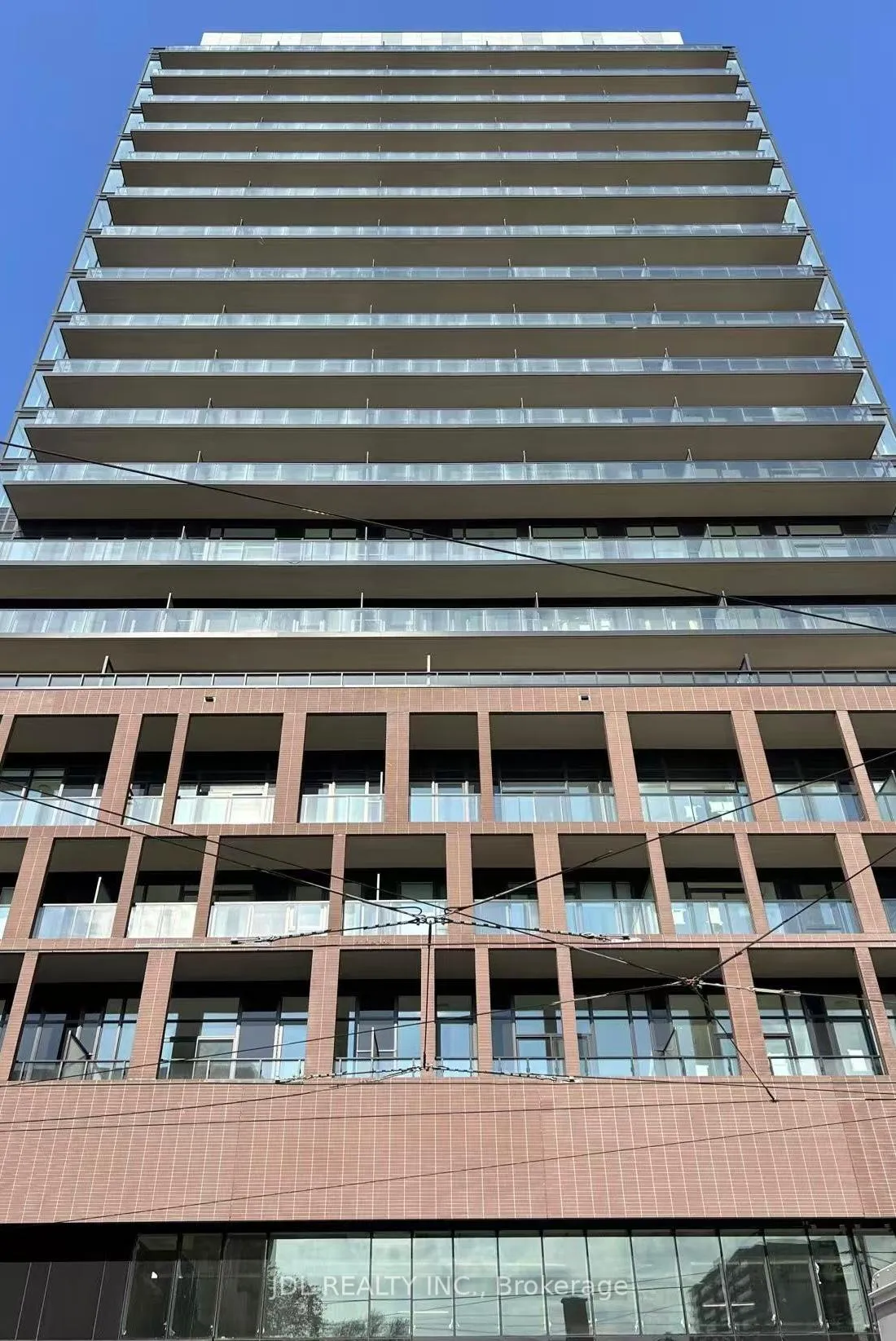 Front of Unit #617 Unit A, 285 Dufferin St Street