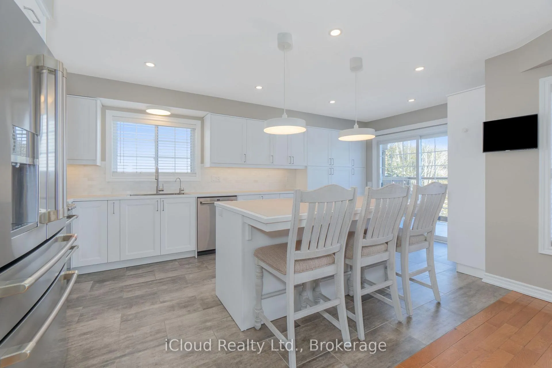 Photo 8 of 869 Greenwood Crescent, Shelburne — HOMEH