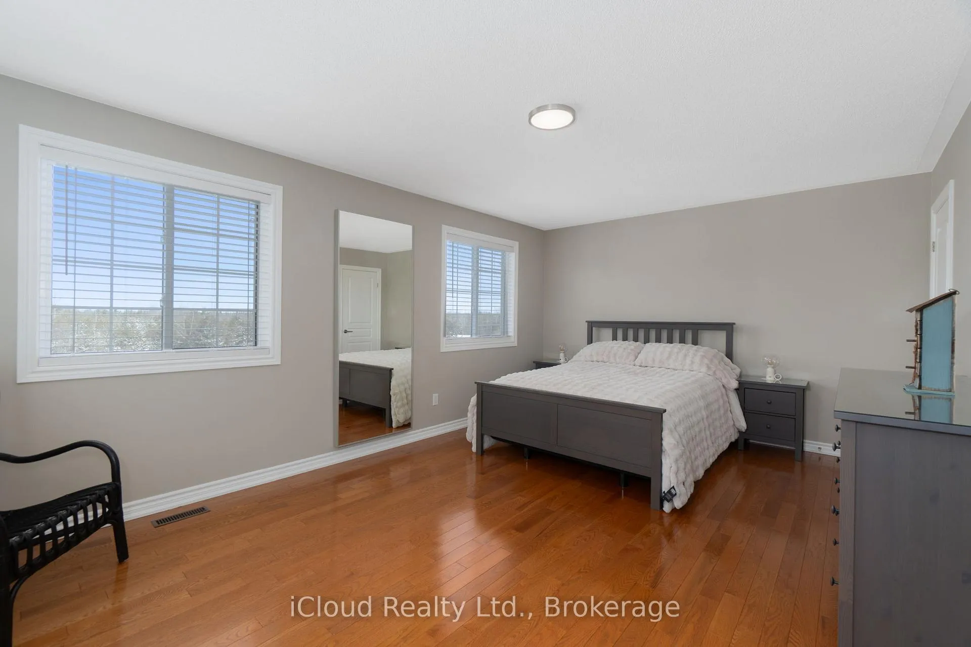 Photo 16 of 869 Greenwood Crescent, Shelburne — HOMEH