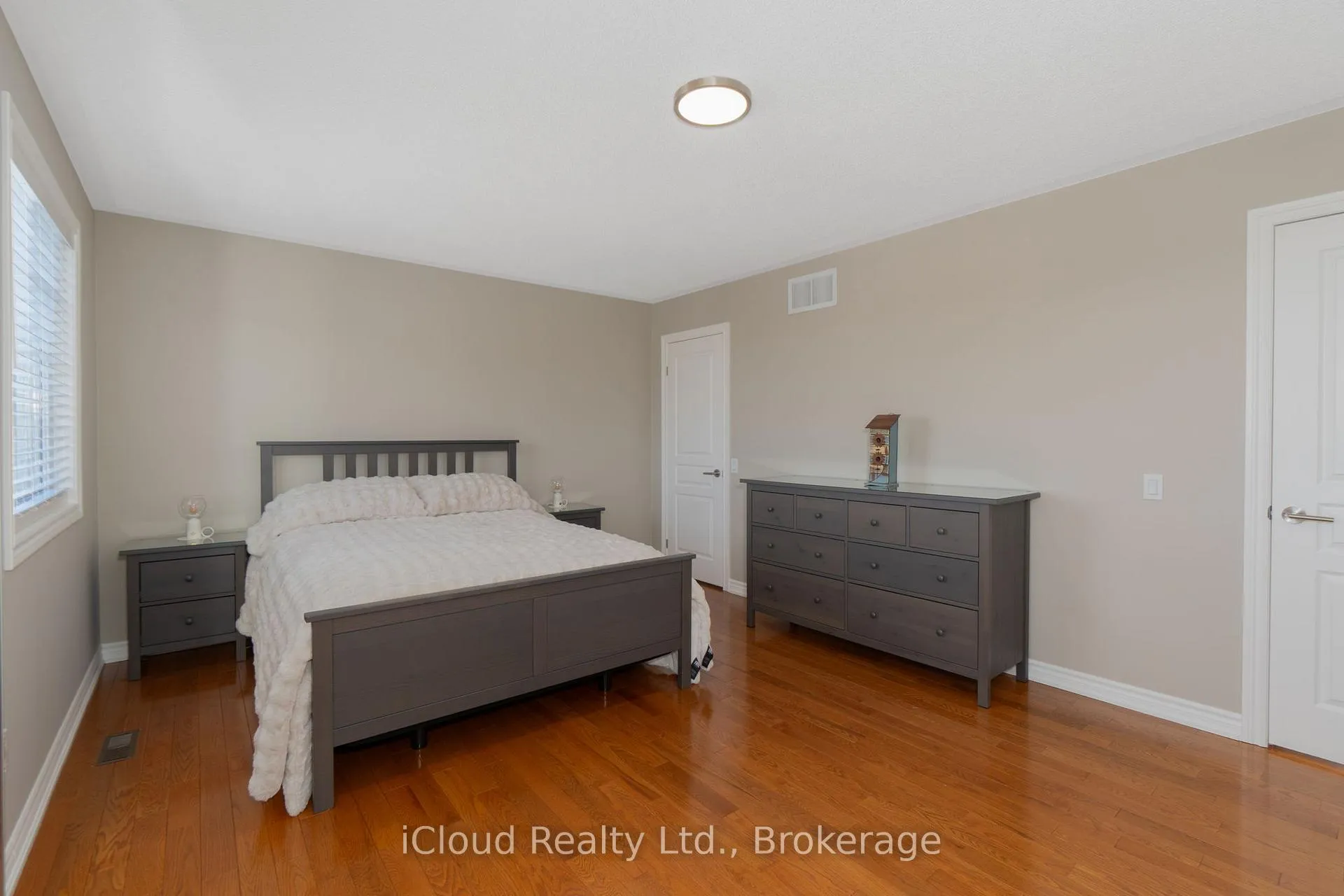 Photo 18 of 869 Greenwood Crescent, Shelburne — HOMEH