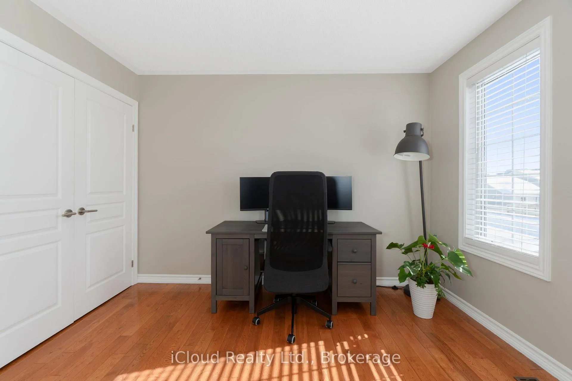 Photo 25 of 869 Greenwood Crescent, Shelburne — HOMEH