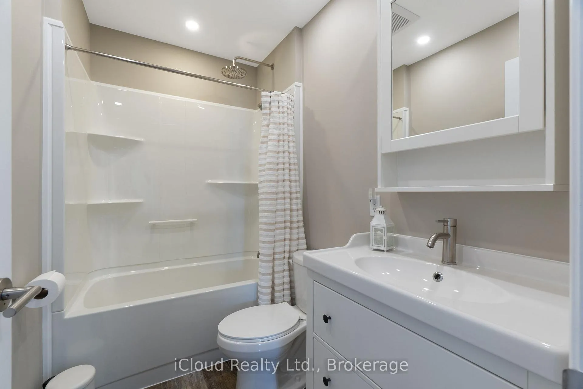Photo 26 of 869 Greenwood Crescent, Shelburne — HOMEH