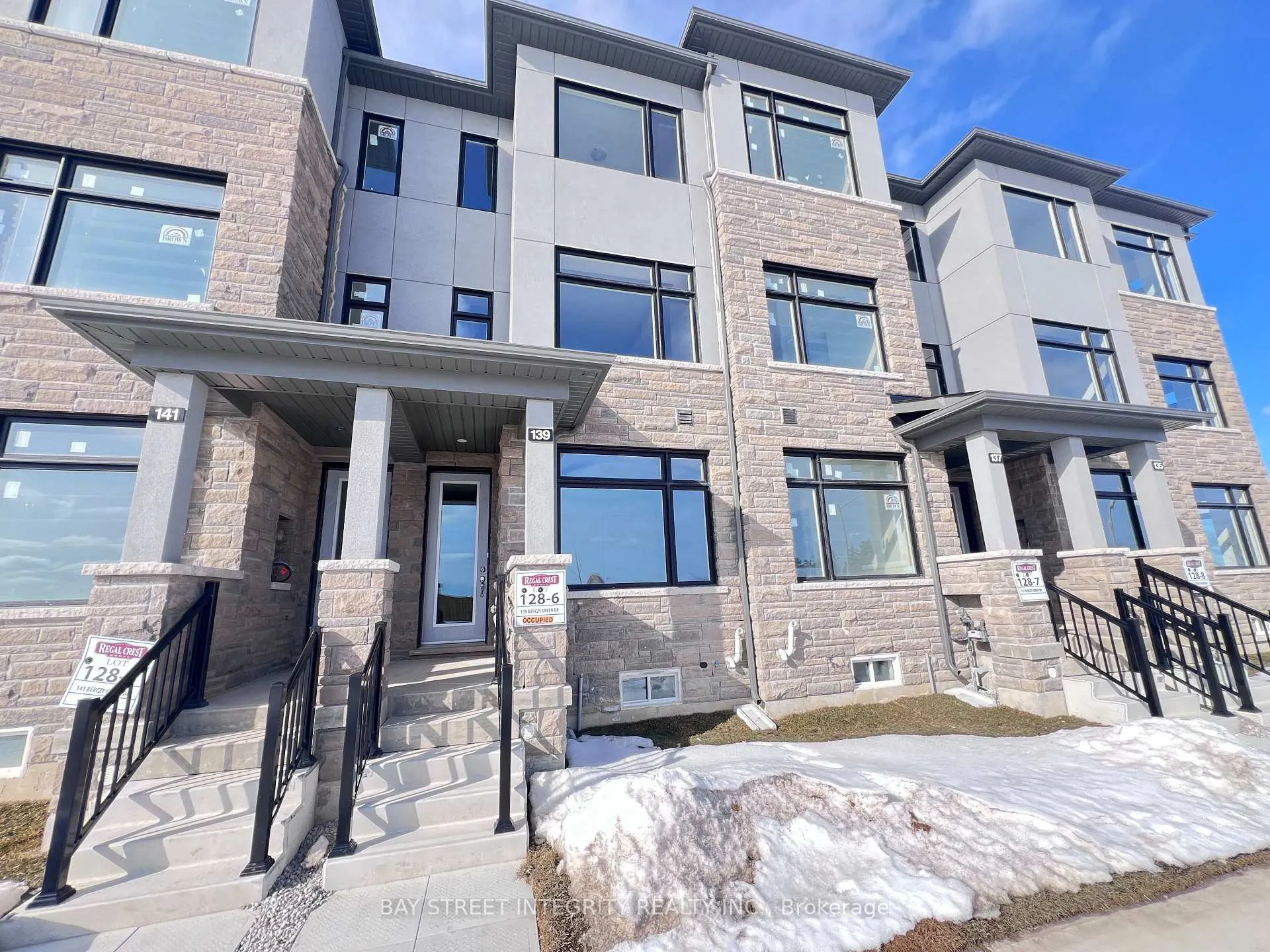 Photo 1 of 139 Berczy Green Drive, Markham, Rural Markham — HOMEH