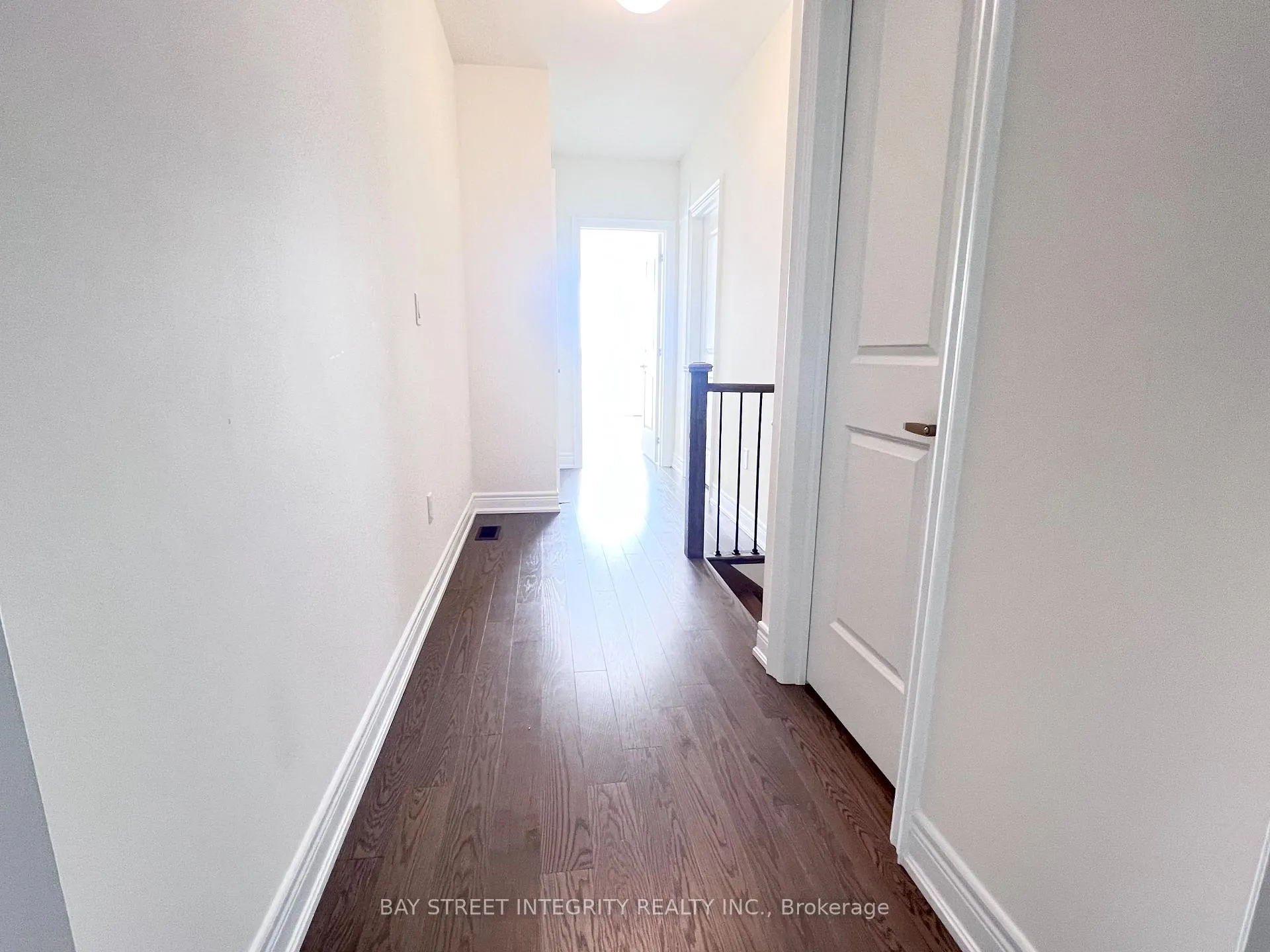 Photo 10 of 139 Berczy Green Drive, Markham, Rural Markham — HOMEH