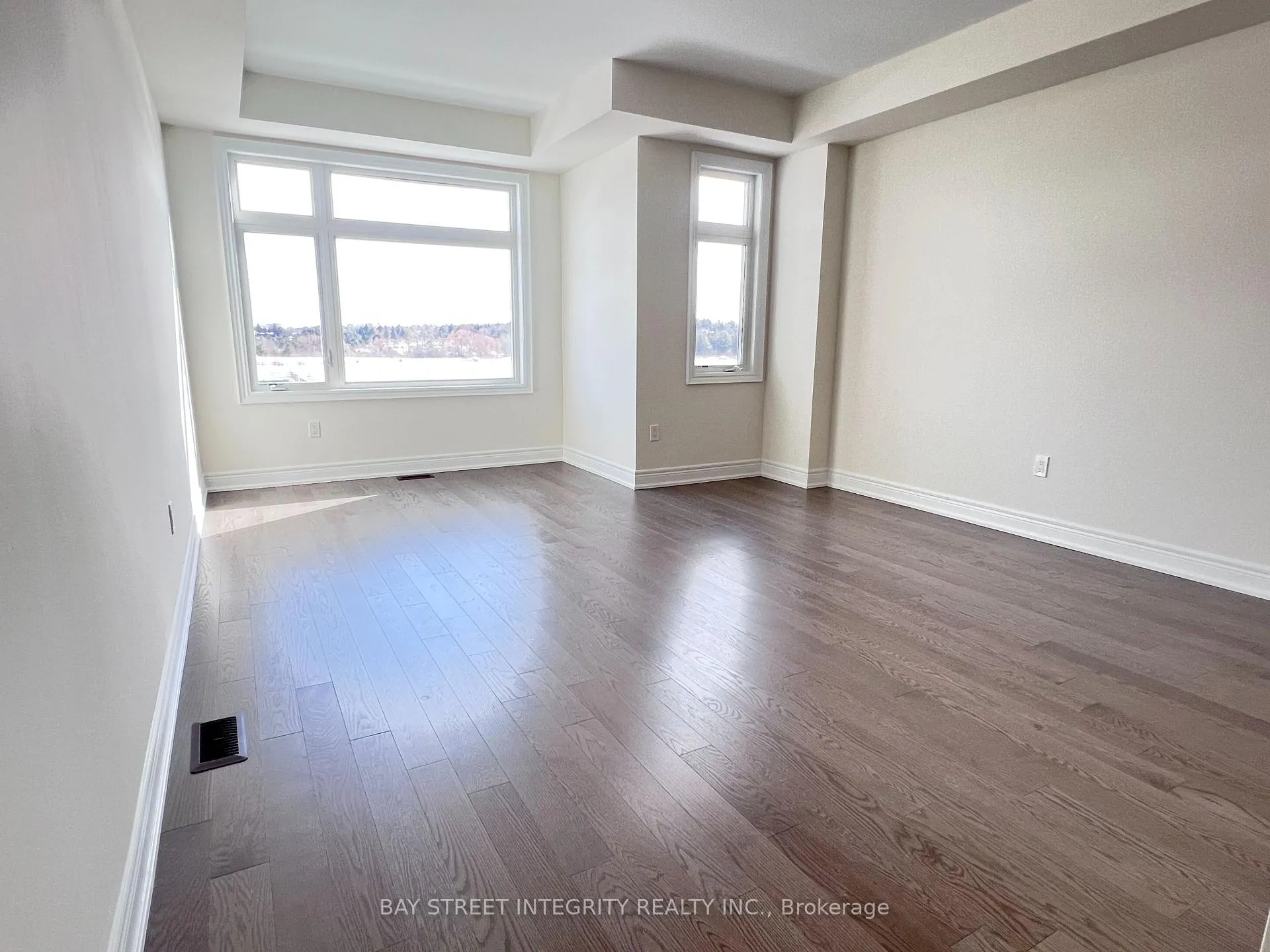 Photo 14 of 139 Berczy Green Drive, Markham, Rural Markham — HOMEH