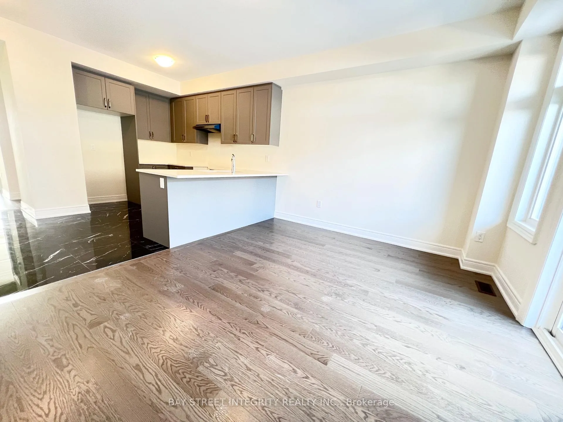 Photo 19 of 139 Berczy Green Drive, Markham, Rural Markham — HOMEH