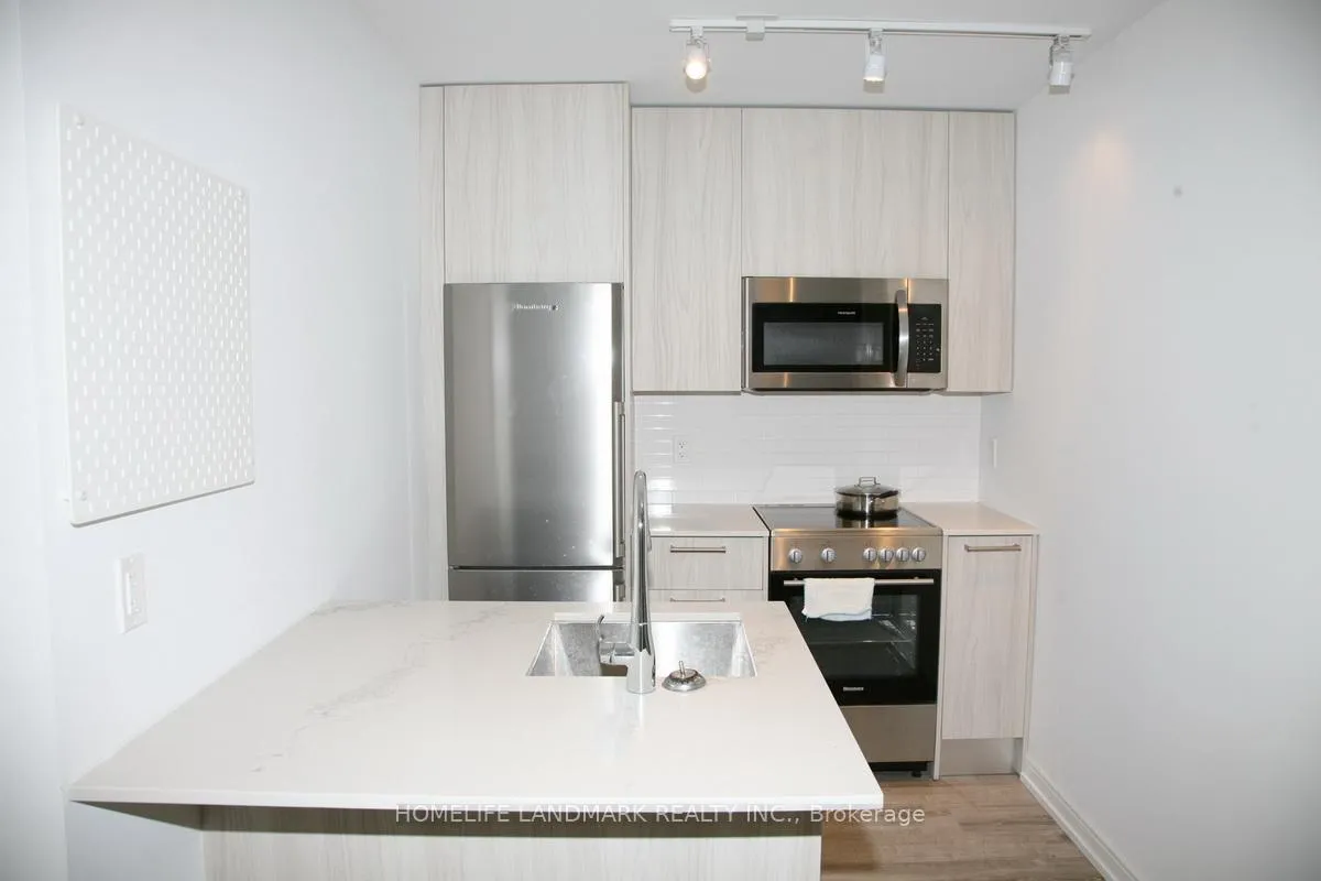 Photo 13 of Unit 306, 28 Wellesley Street E, Toronto, Church-Yonge Corridor — HOMEH