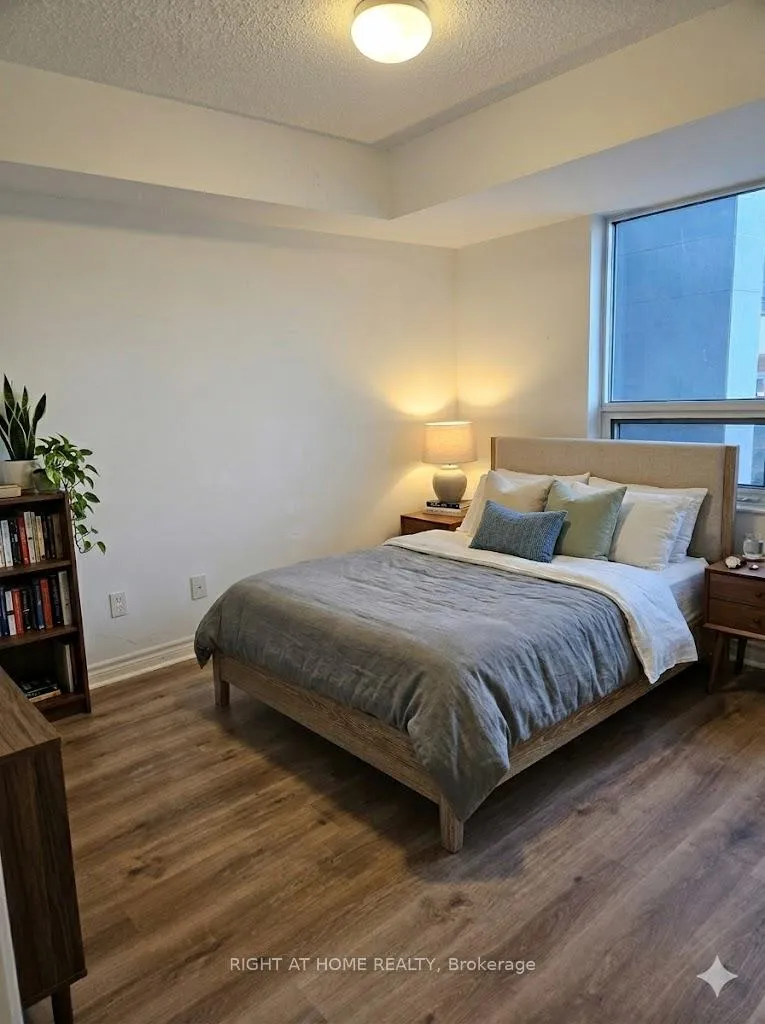Photo 7 of Unit 608, 35 Saranac Boulevard, Toronto, Englemount-Lawrence — HOMEH