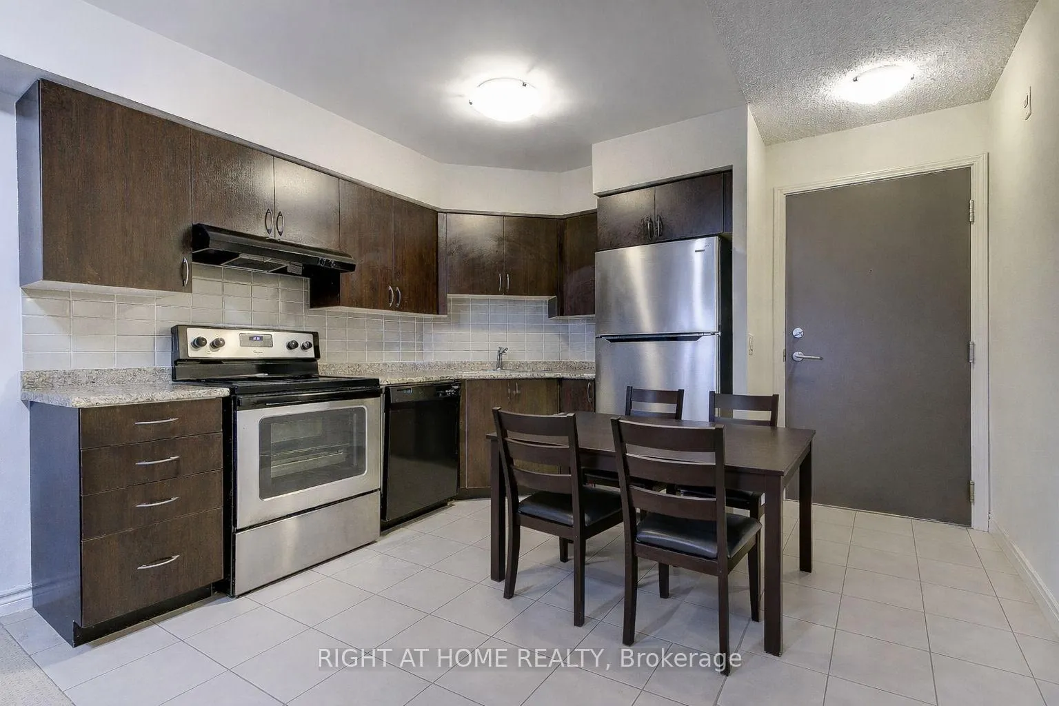 Photo 11 of Unit 608, 35 Saranac Boulevard, Toronto, Englemount-Lawrence — HOMEH