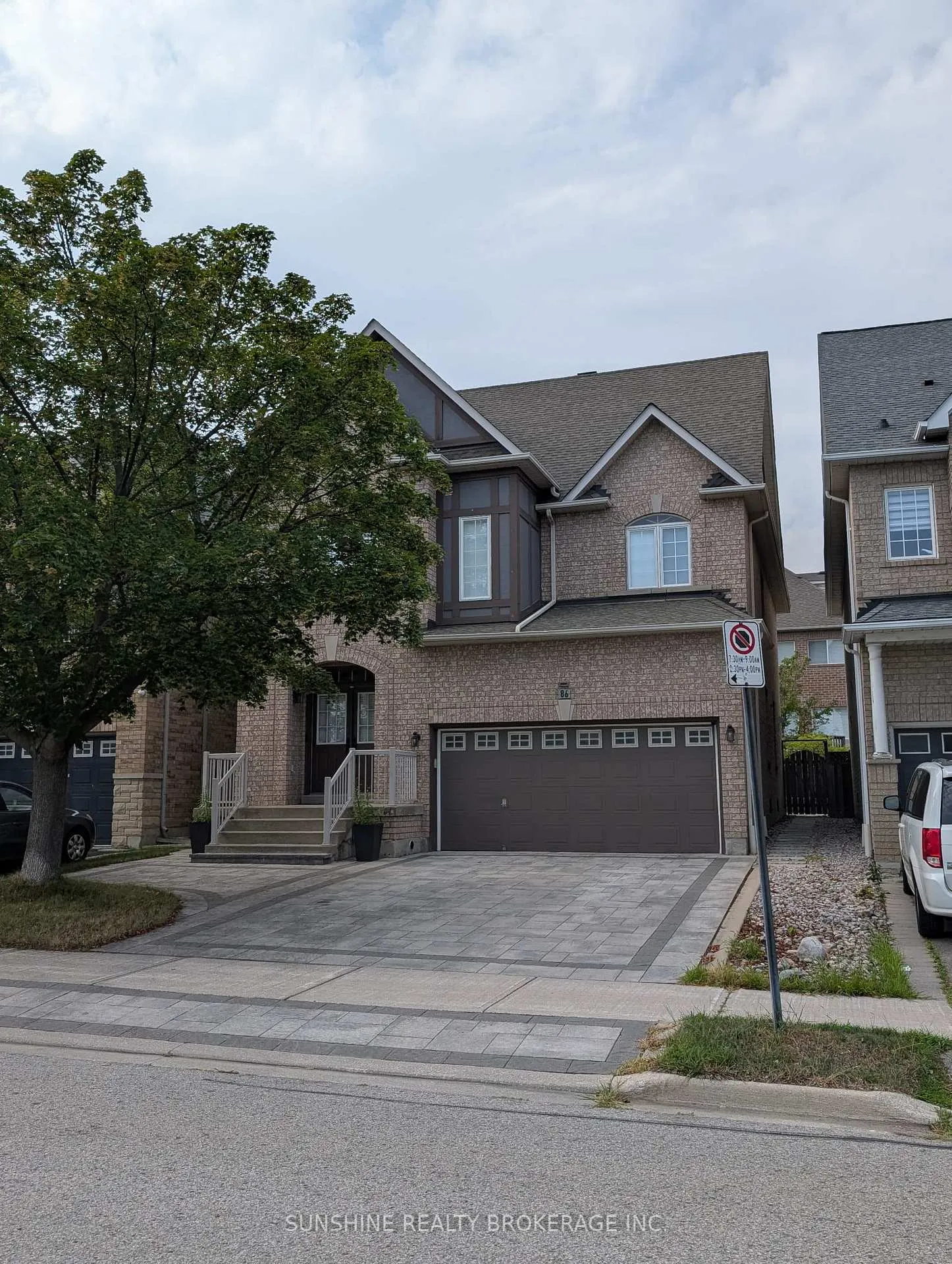 Photo 3 of 86 Mistysugar Trail, Vaughan, Patterson — HOMEH