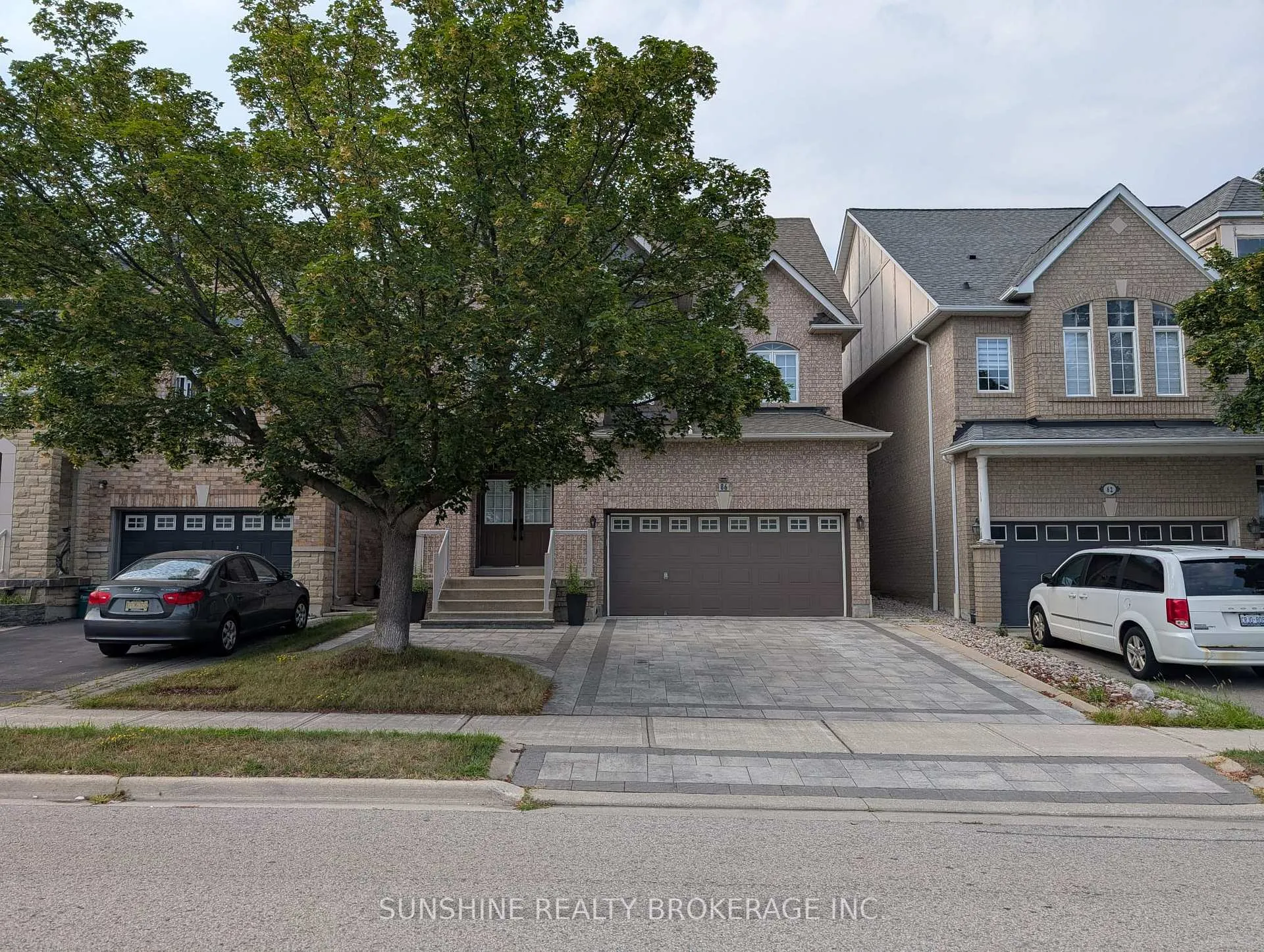 Photo 4 of 86 Mistysugar Trail, Vaughan, Patterson — HOMEH