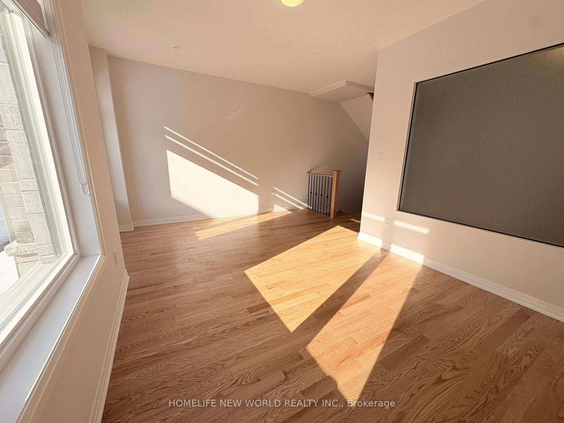 Photo 9 of 8 Lounts Lane, Markham, Cornell — HOMEH