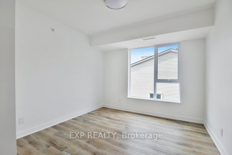 Photo 2 of Unit 301, 29 Robinson Avenue, Ottawa, Sandy Hill — HOMEH