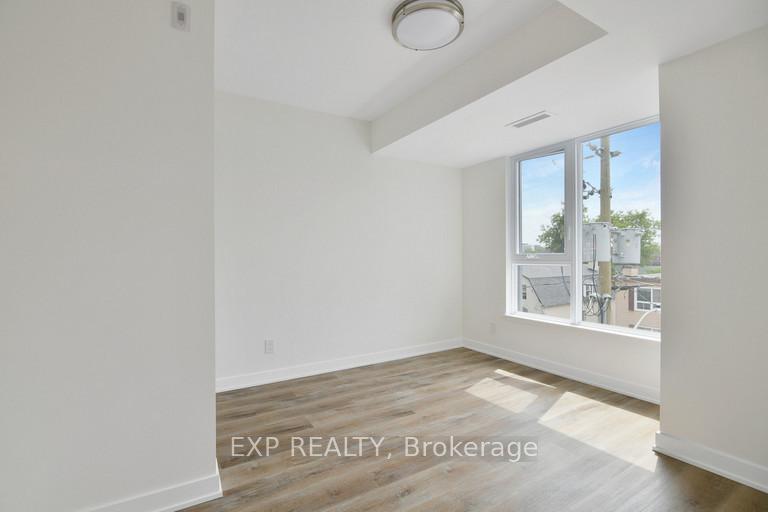 Photo 12 of Unit 301, 29 Robinson Avenue, Ottawa, Sandy Hill — HOMEH