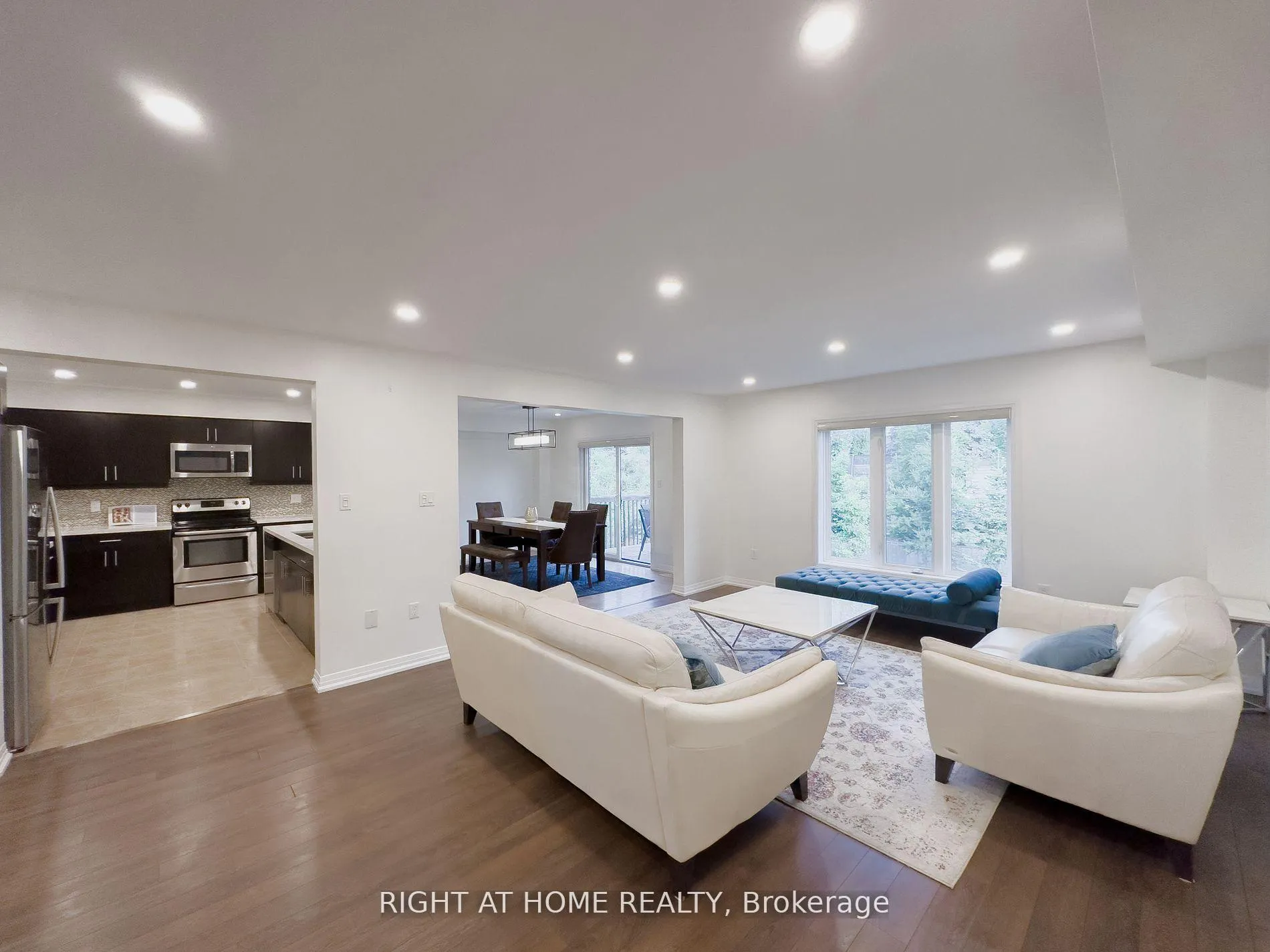 Photo 5 of 8 Greenwich Street, Barrie, Ardagh — HOMEH