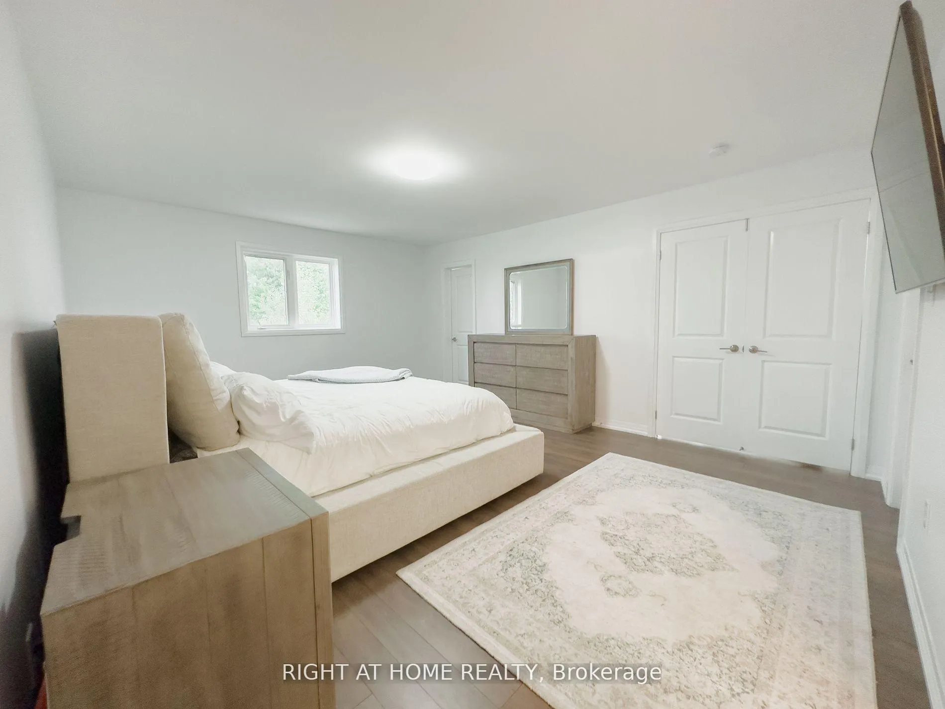 Photo 21 of 8 Greenwich Street, Barrie, Ardagh — HOMEH