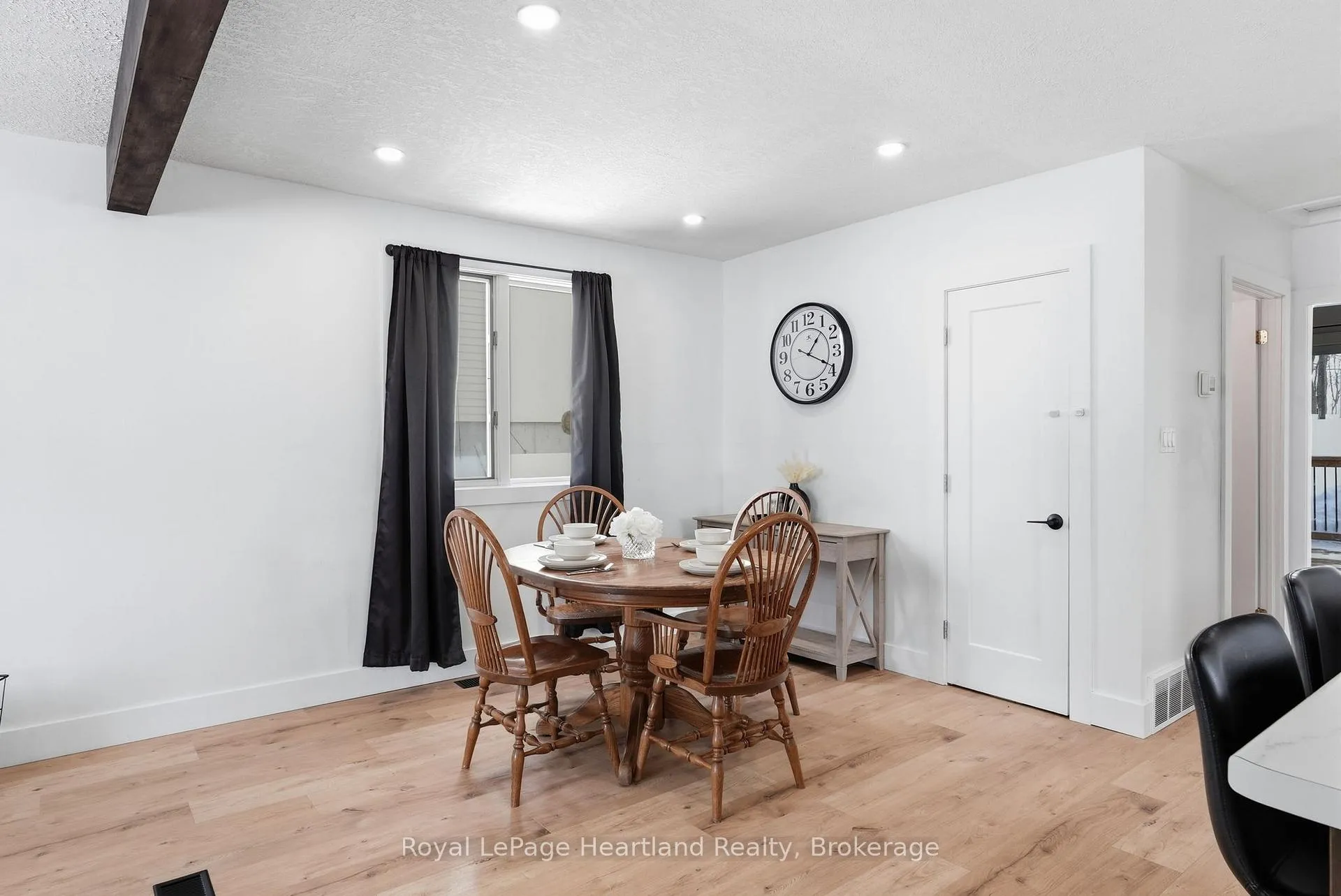Photo 12 of 127 Carling Terrace, North Huron, Wingham — HOMEH