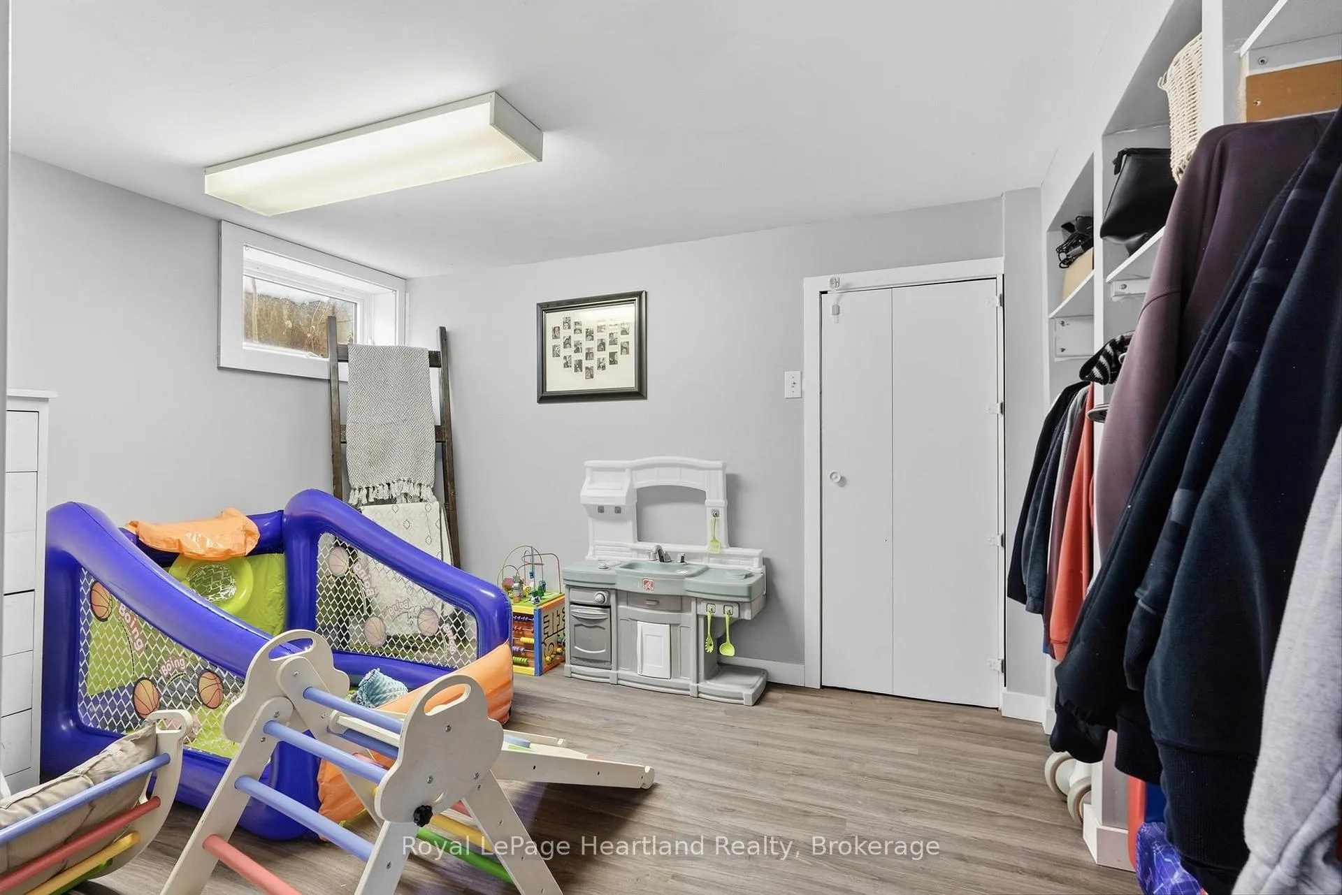 Photo 19 of 127 Carling Terrace, North Huron, Wingham — HOMEH