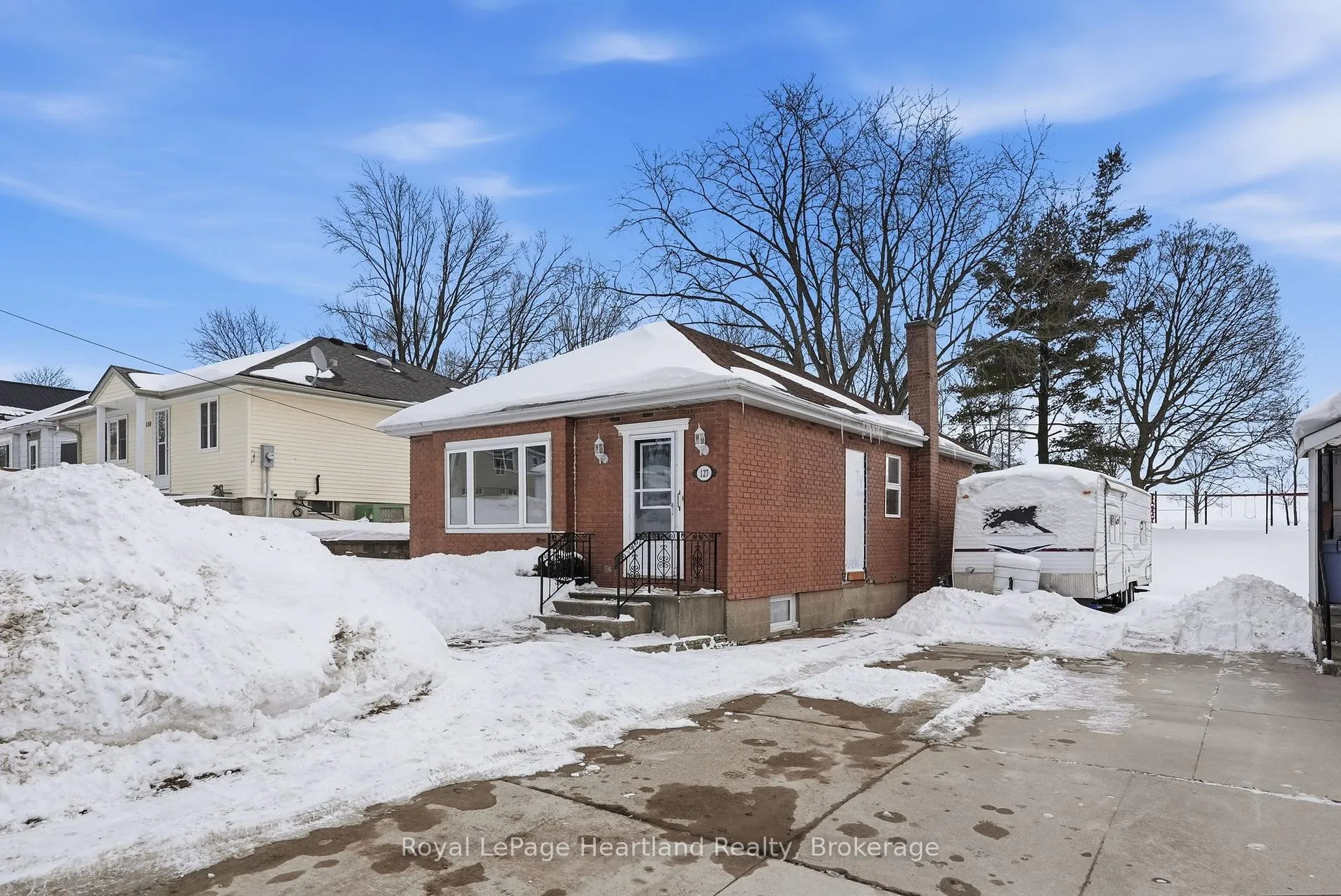 Photo 27 of 127 Carling Terrace, North Huron, Wingham — HOMEH