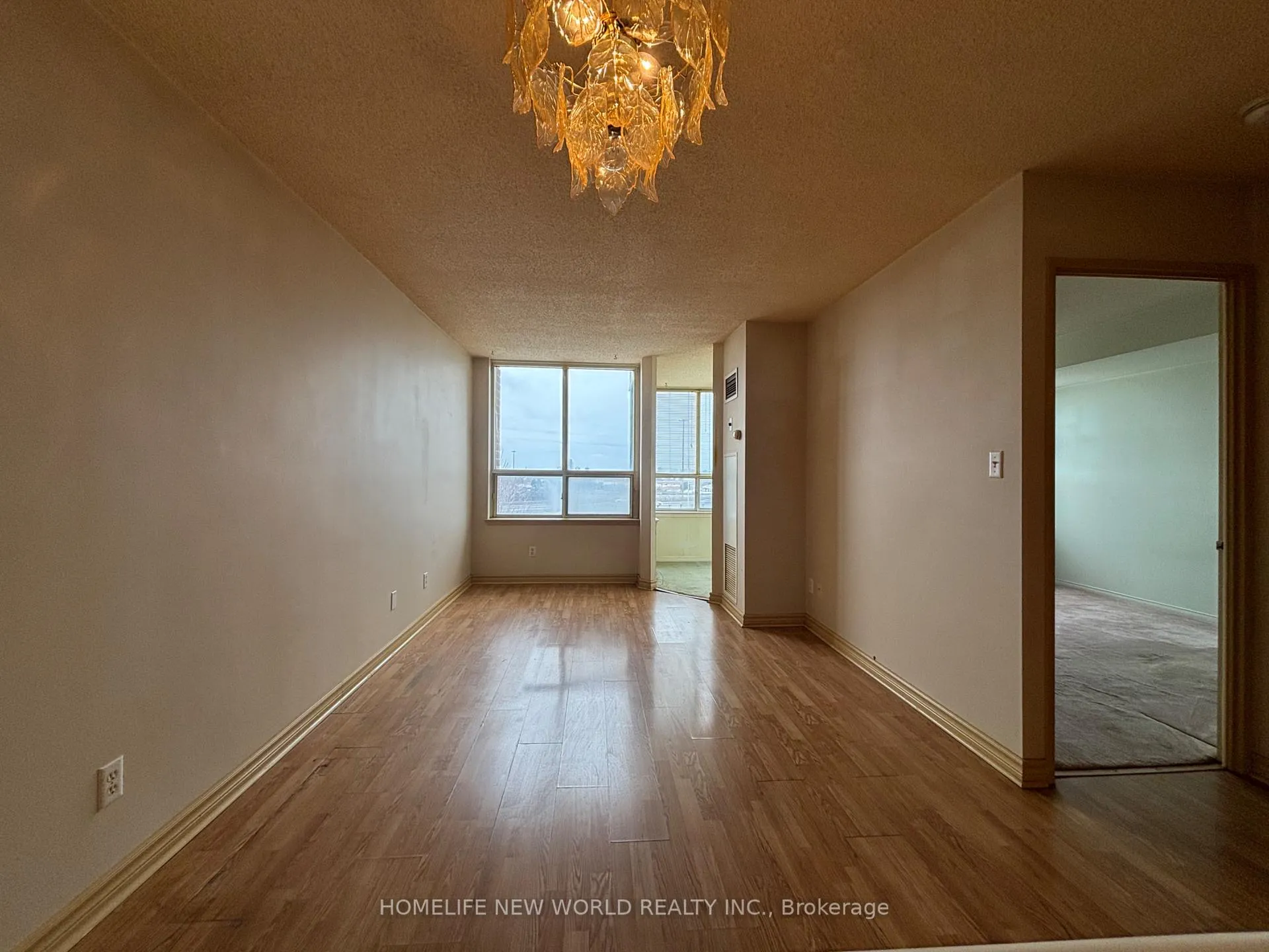 Photo 4 of Unit 607, 1625 Pickering Parkway, Pickering, Village East — HOMEH