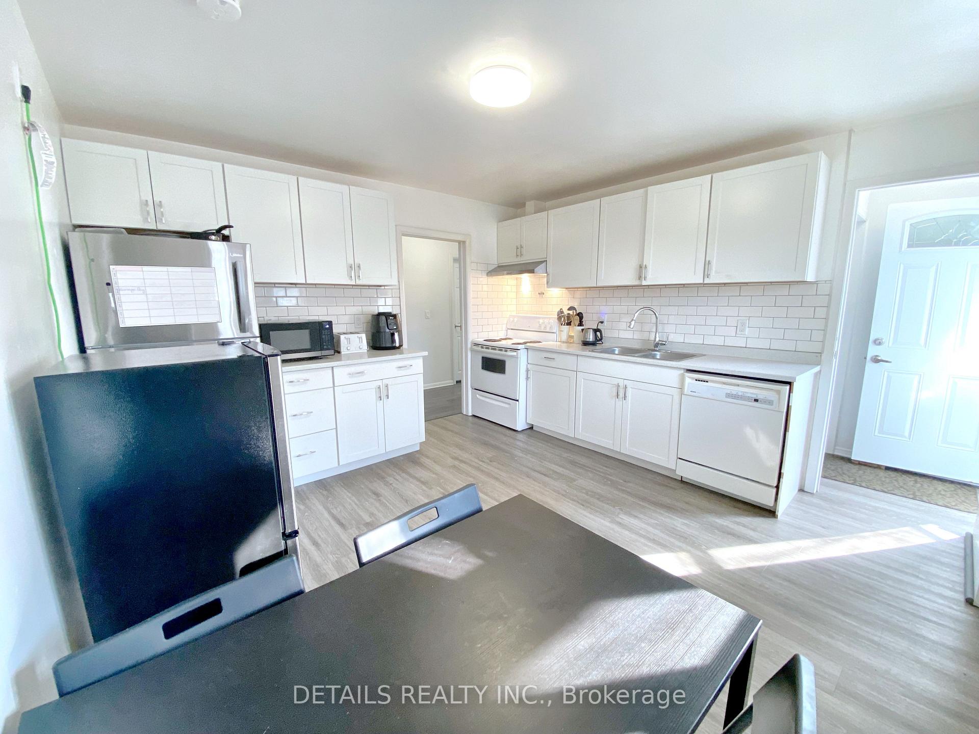 Photo 6 of 1534 Baseline Road, Ottawa, Meadowlands/St. Claire Gardens — HOMEH