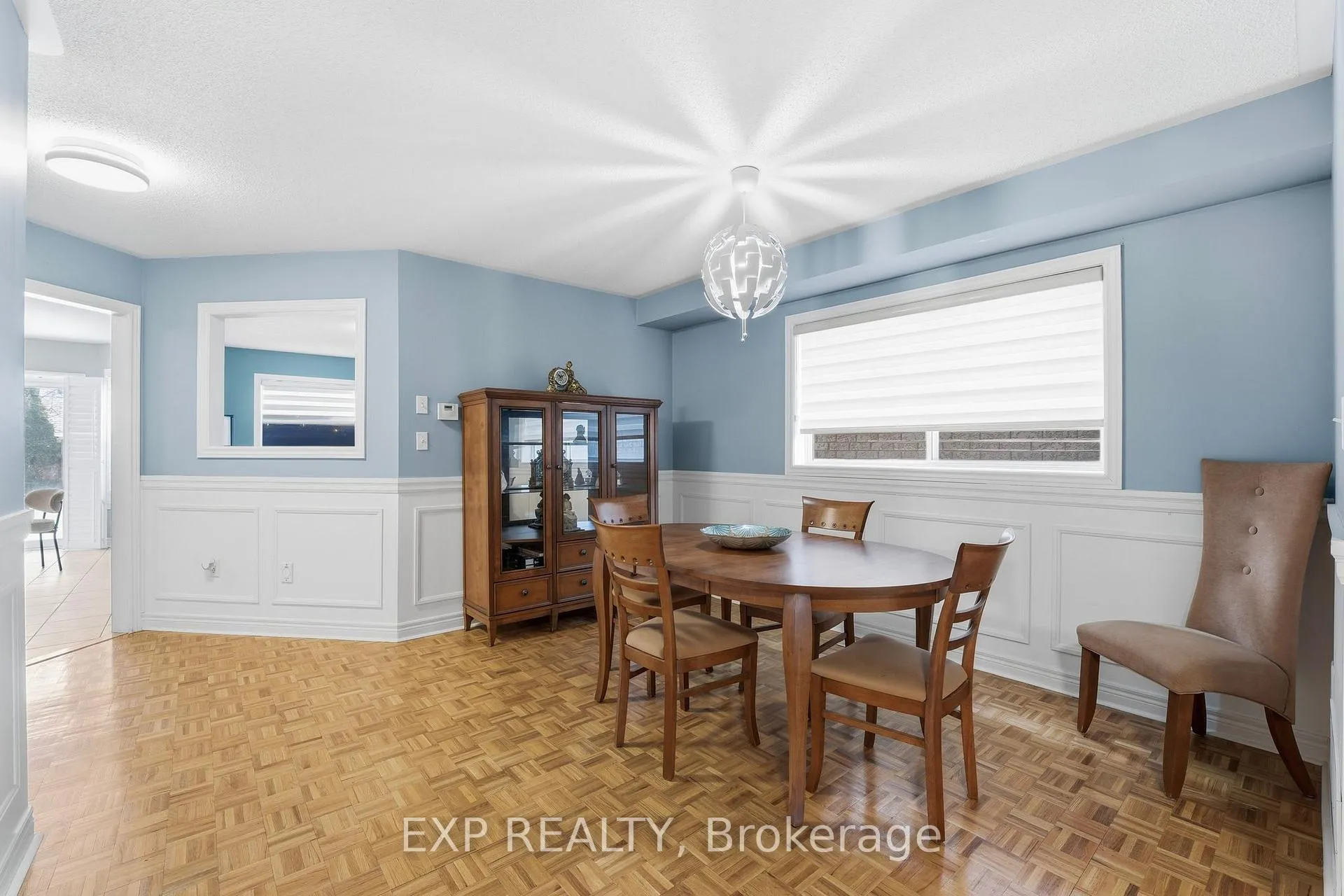 Photo 6 of 6 Flintwood Avenue, Caledon, Bolton West — HOMEH