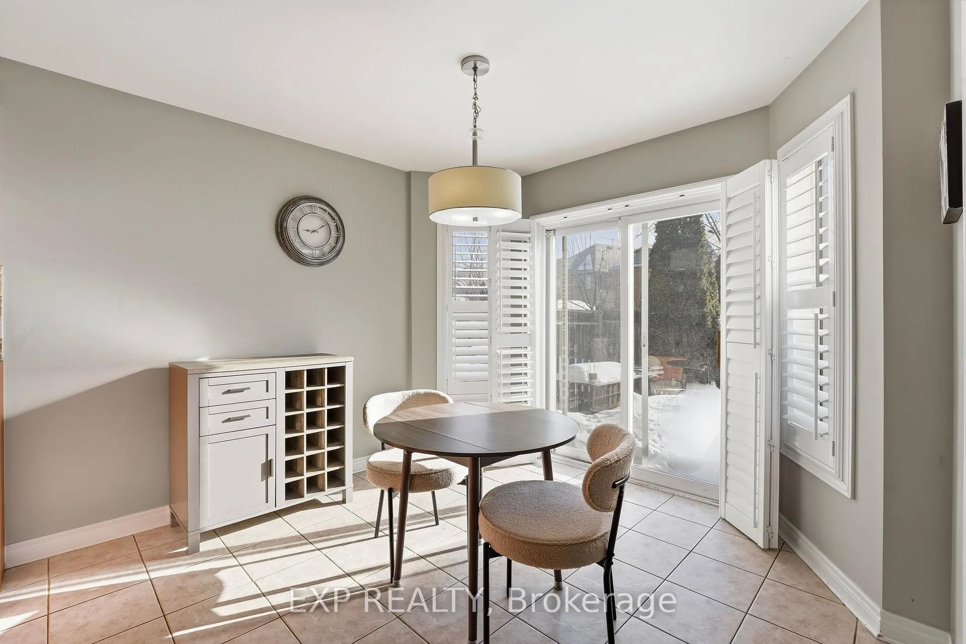Photo 13 of 6 Flintwood Avenue, Caledon, Bolton West — HOMEH