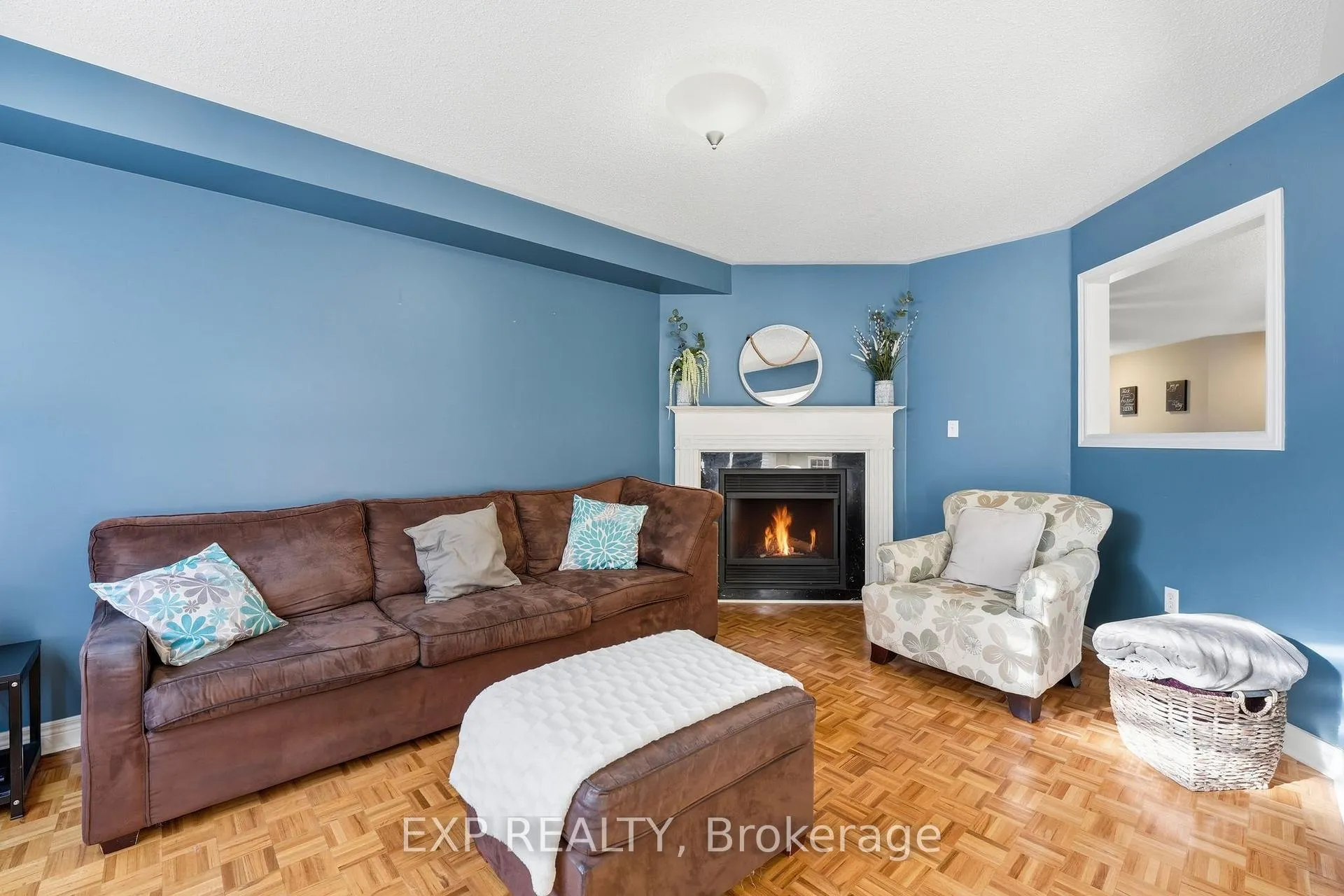 Photo 15 of 6 Flintwood Avenue, Caledon, Bolton West — HOMEH