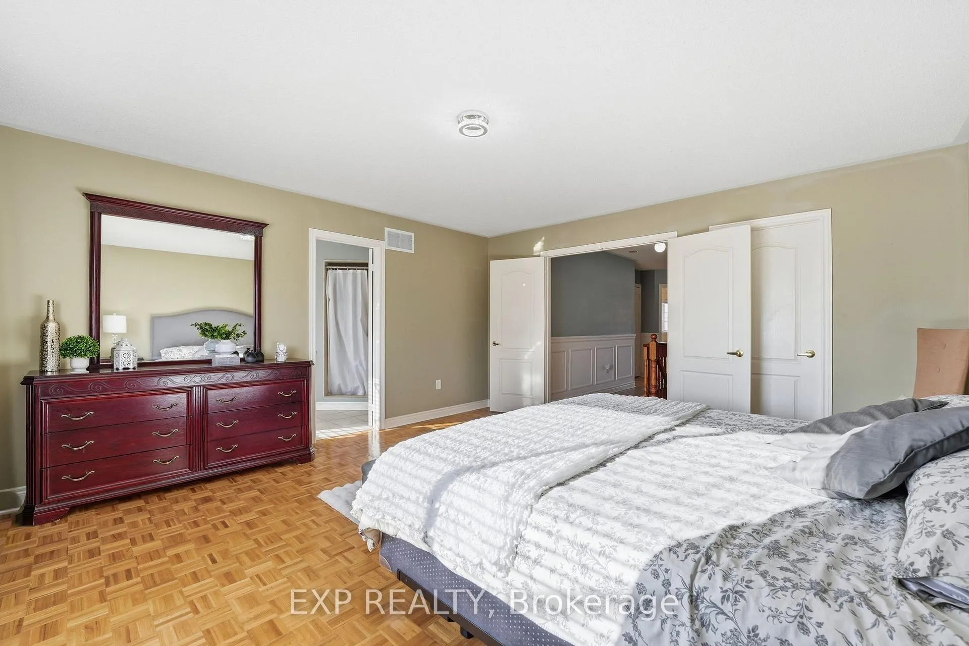 Photo 23 of 6 Flintwood Avenue, Caledon, Bolton West — HOMEH