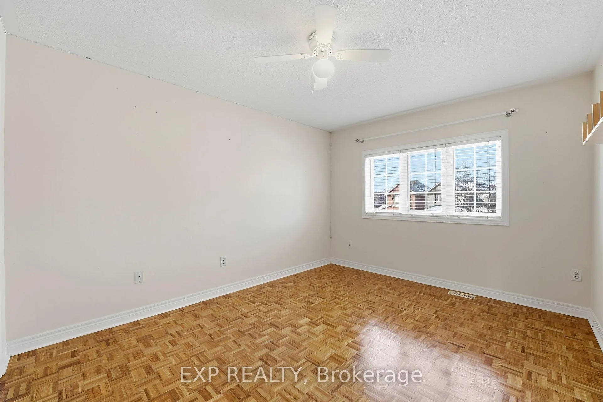 Photo 31 of 6 Flintwood Avenue, Caledon, Bolton West — HOMEH