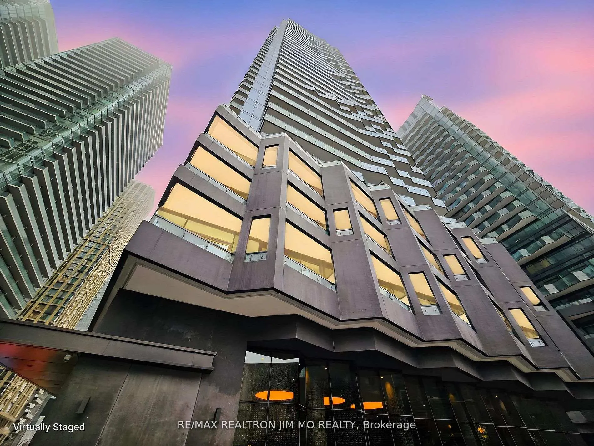 Photo 1 of Unit 2601S, 110 Broadway Avenue, Toronto, Mount Pleasant West — HOMEH