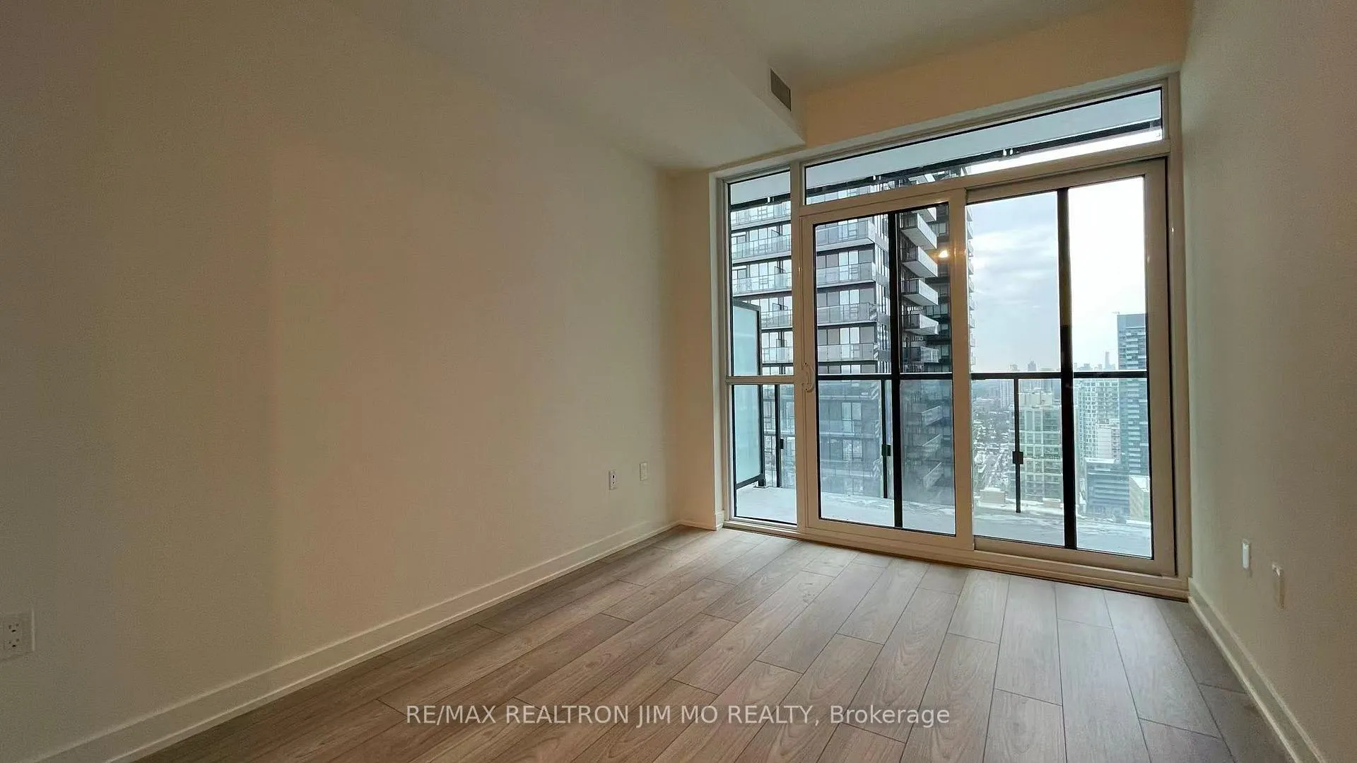 Photo 12 of Unit 2601S, 110 Broadway Avenue, Toronto, Mount Pleasant West — HOMEH