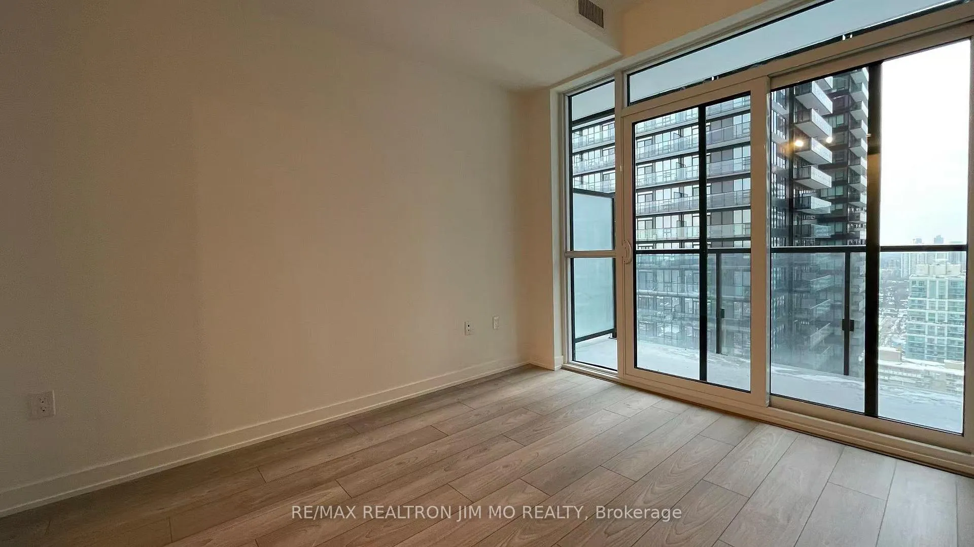 Photo 13 of Unit 2601S, 110 Broadway Avenue, Toronto, Mount Pleasant West — HOMEH