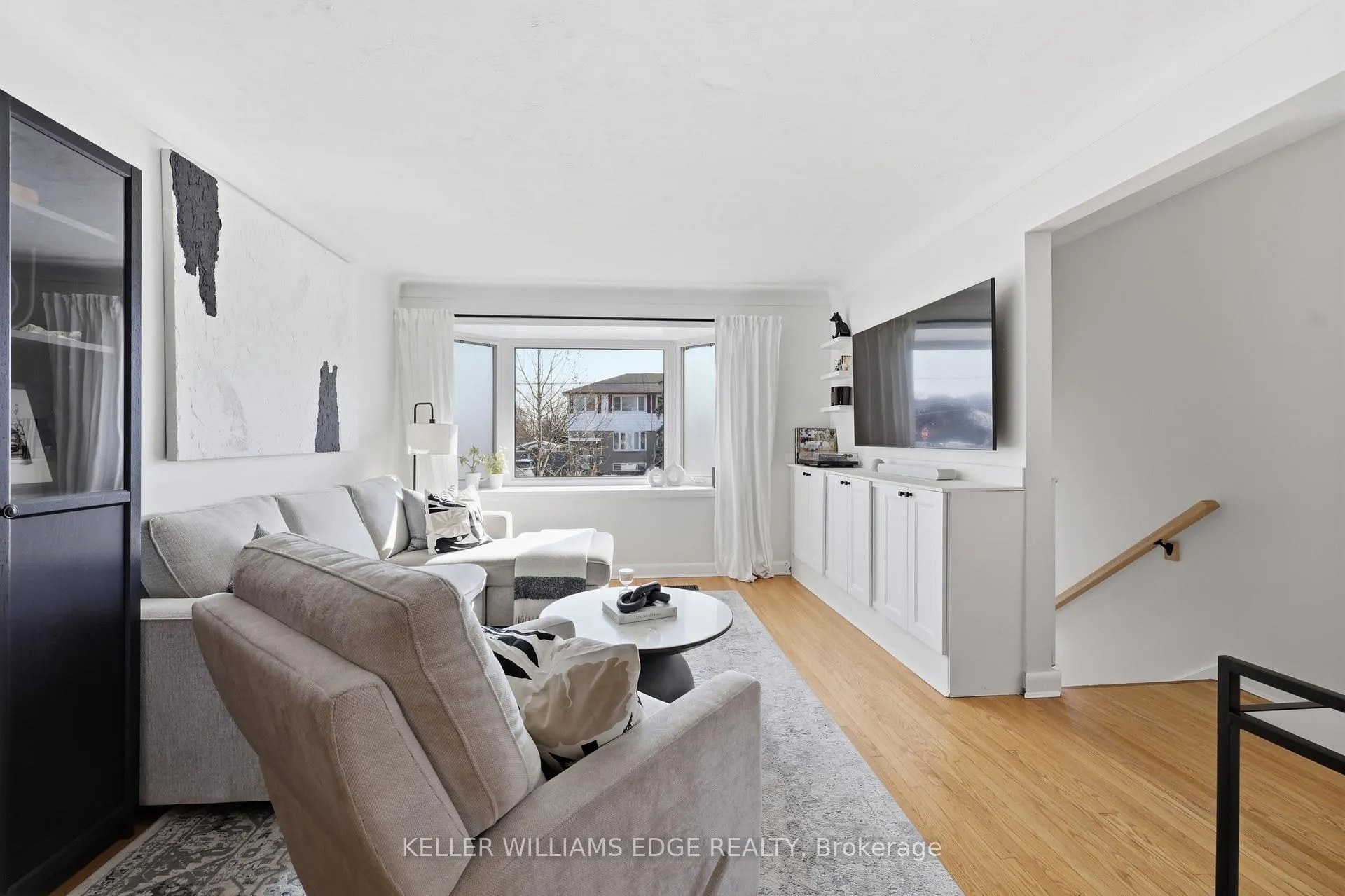 Photo 5 of 4527 Bennett Road, Burlington, Shoreacres — HOMEH