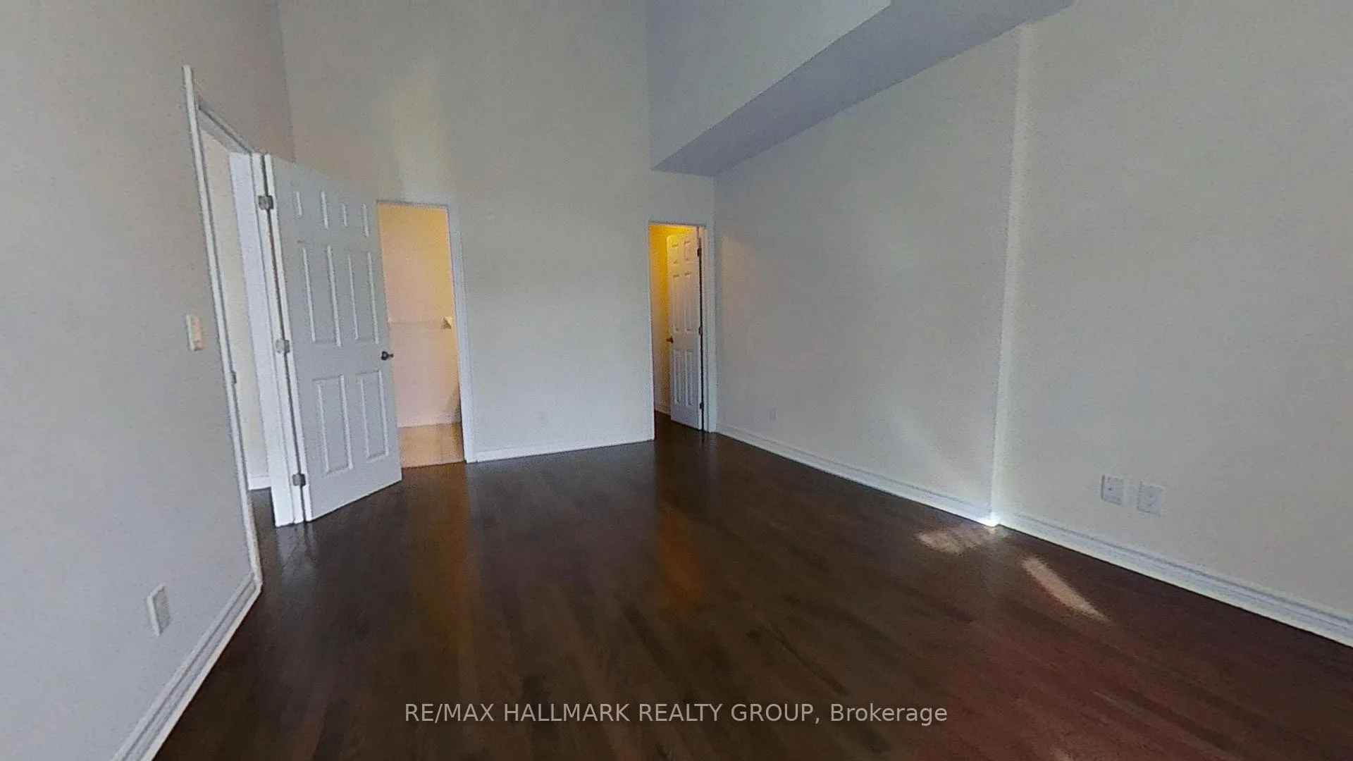 Photo 6 of Unit 401, 1201 Ohio Street, Ottawa, Billings Bridge — HOMEH