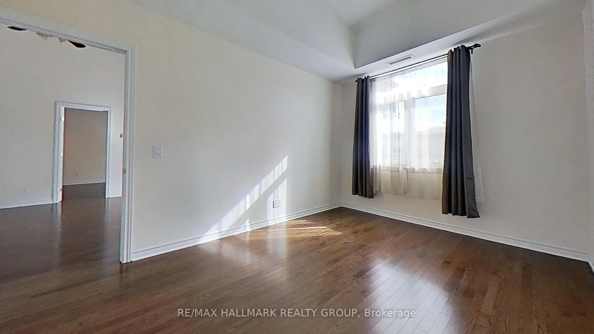 Photo 9 of Unit 401, 1201 Ohio Street, Ottawa, Billings Bridge — HOMEH