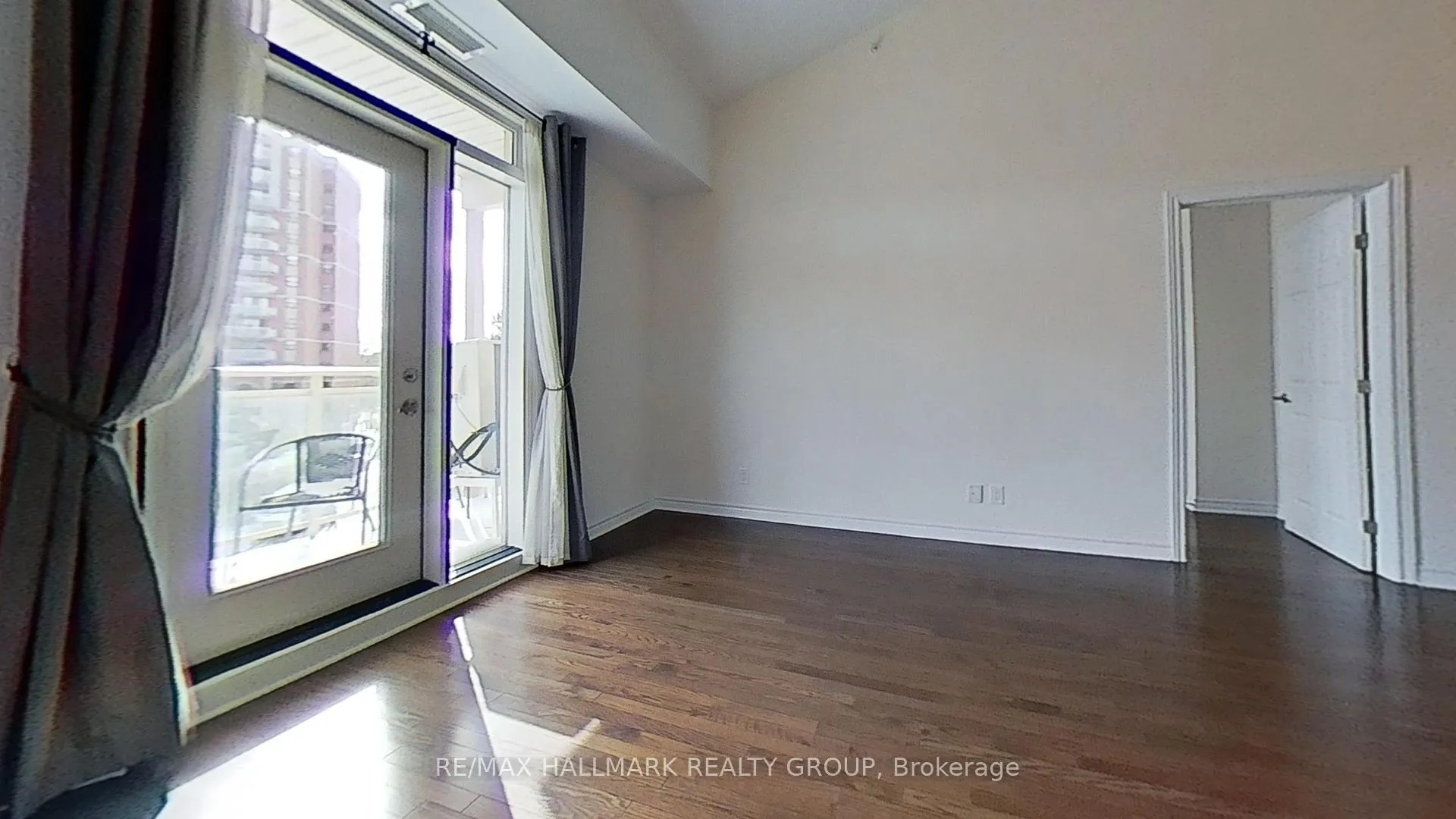 Photo 15 of Unit 401, 1201 Ohio Street, Ottawa, Billings Bridge — HOMEH