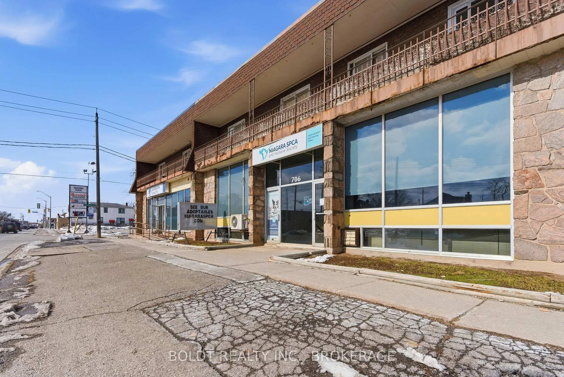 Photo 1 of Unit F, 706 Main Street, Welland, Welland Downtown — HOMEH