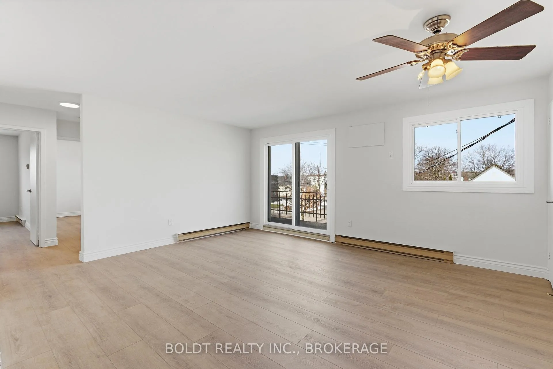 Photo 7 of Unit F, 706 Main Street, Welland, Welland Downtown — HOMEH