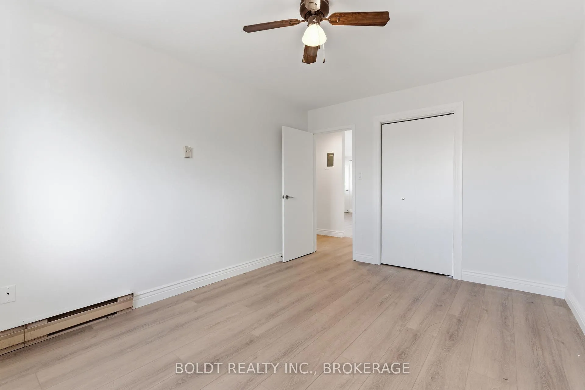 Photo 18 of Unit F, 706 Main Street, Welland, Welland Downtown — HOMEH