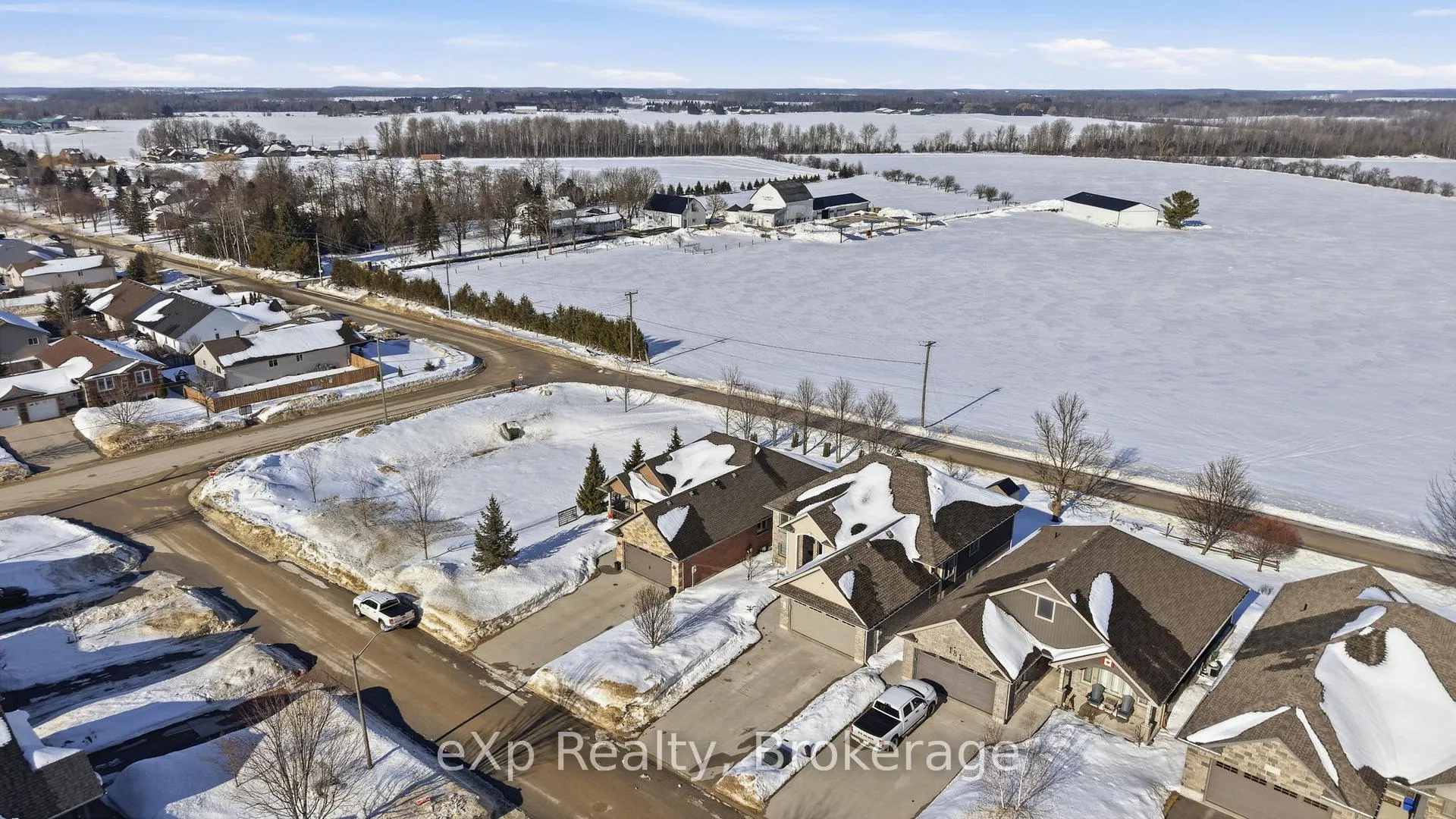 Photo 4 of 185 Ruby's Crescent, Wellington North, Mount Forest — HOMEH