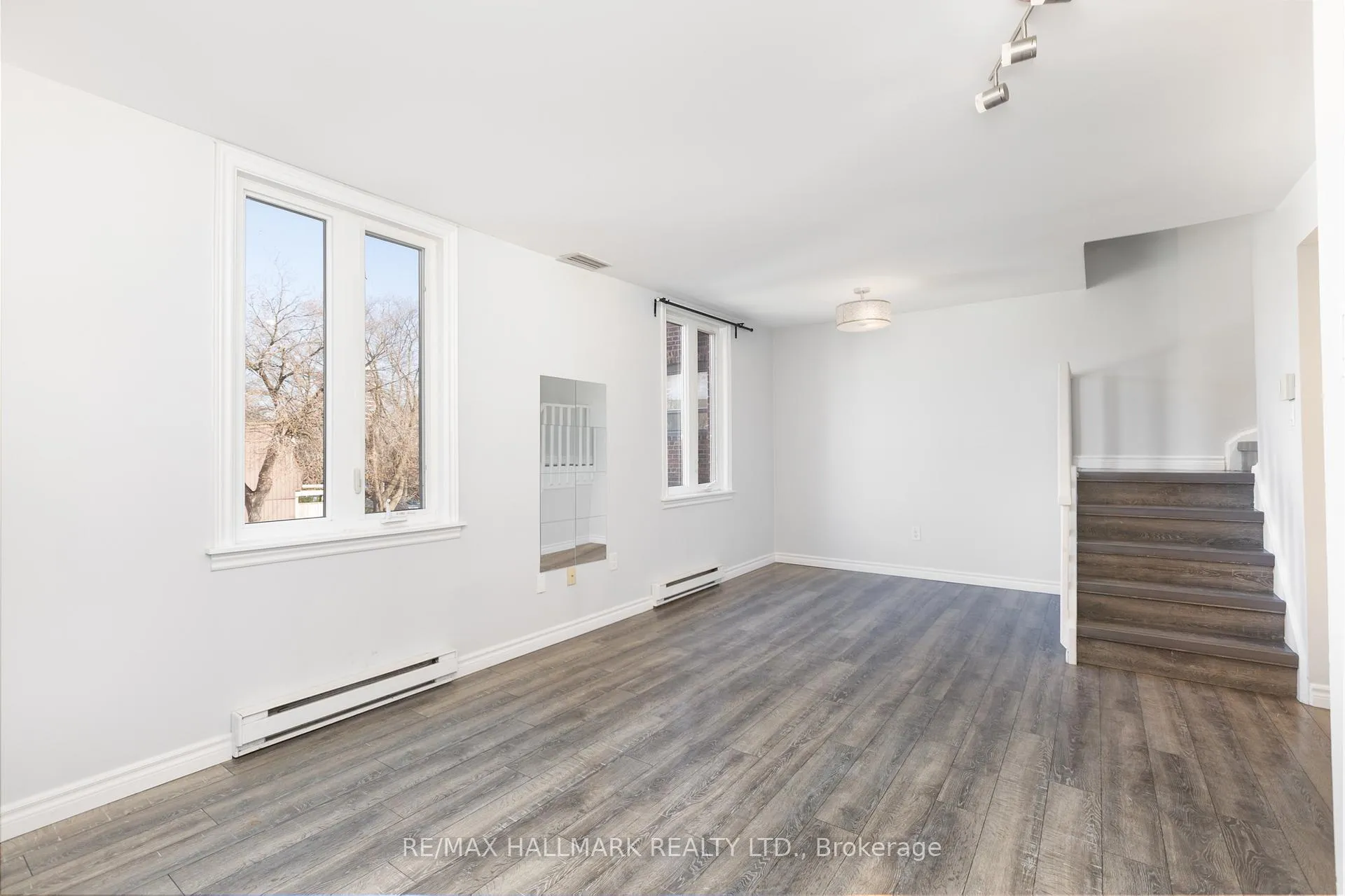 Photo 5 of Unit 30, 1250 King Street W, Toronto, South Parkdale — HOMEH