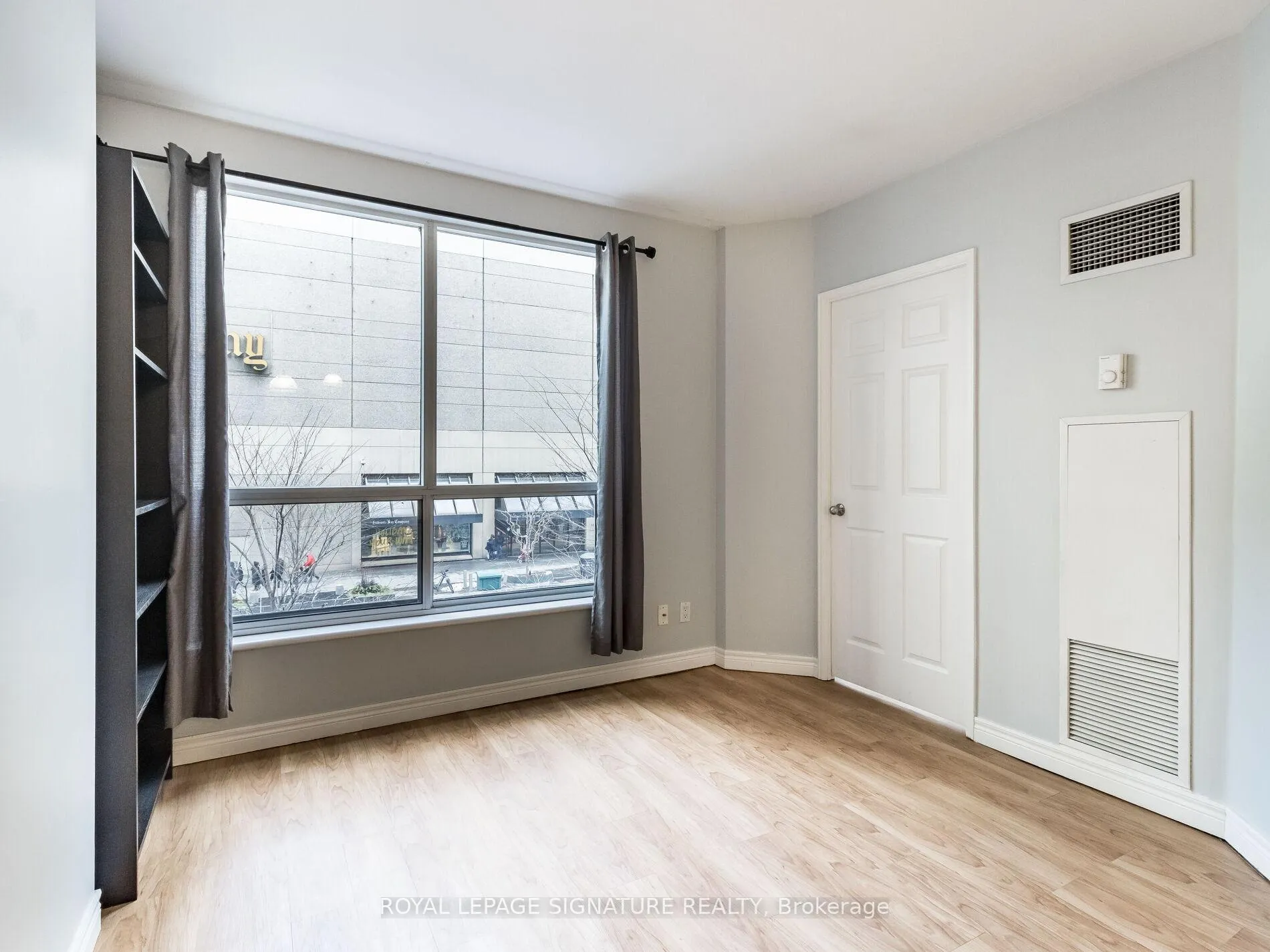 Photo 13 of Unit 203, 55 Bloor Street E, Toronto, Church-Yonge Corridor — HOMEH