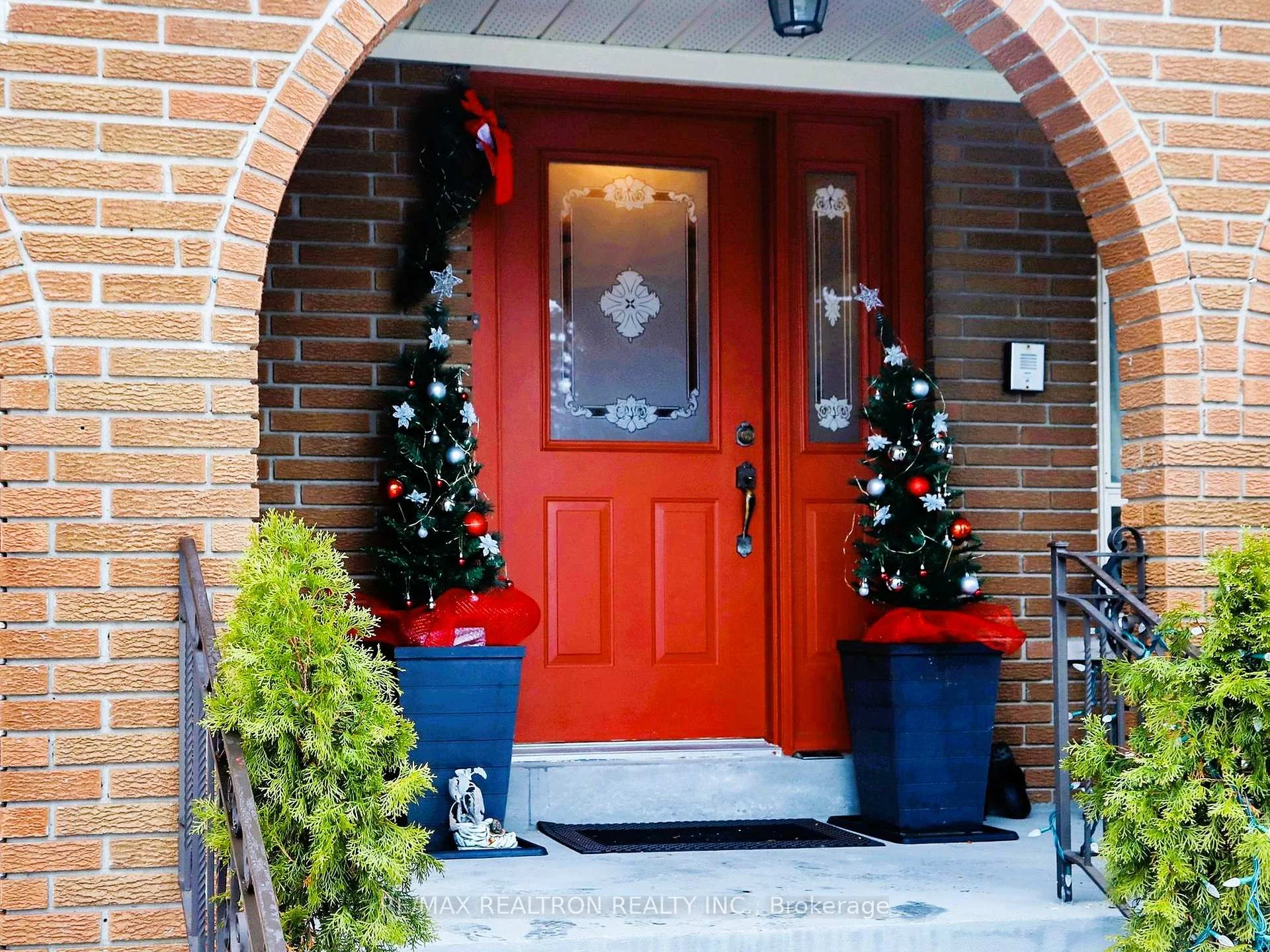 Photo 9 of 42 Banner Lane, King, King City — HOMEH