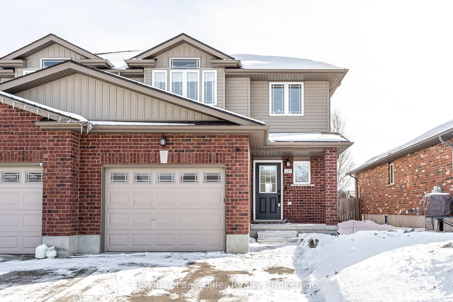Photo 2 of 127 Maxwell Street, St. Marys — HOMEH