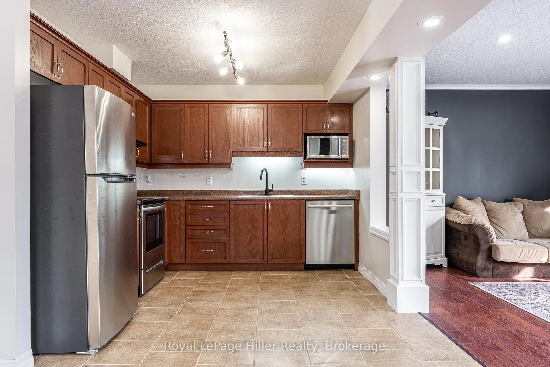 Photo 12 of 127 Maxwell Street, St. Marys — HOMEH