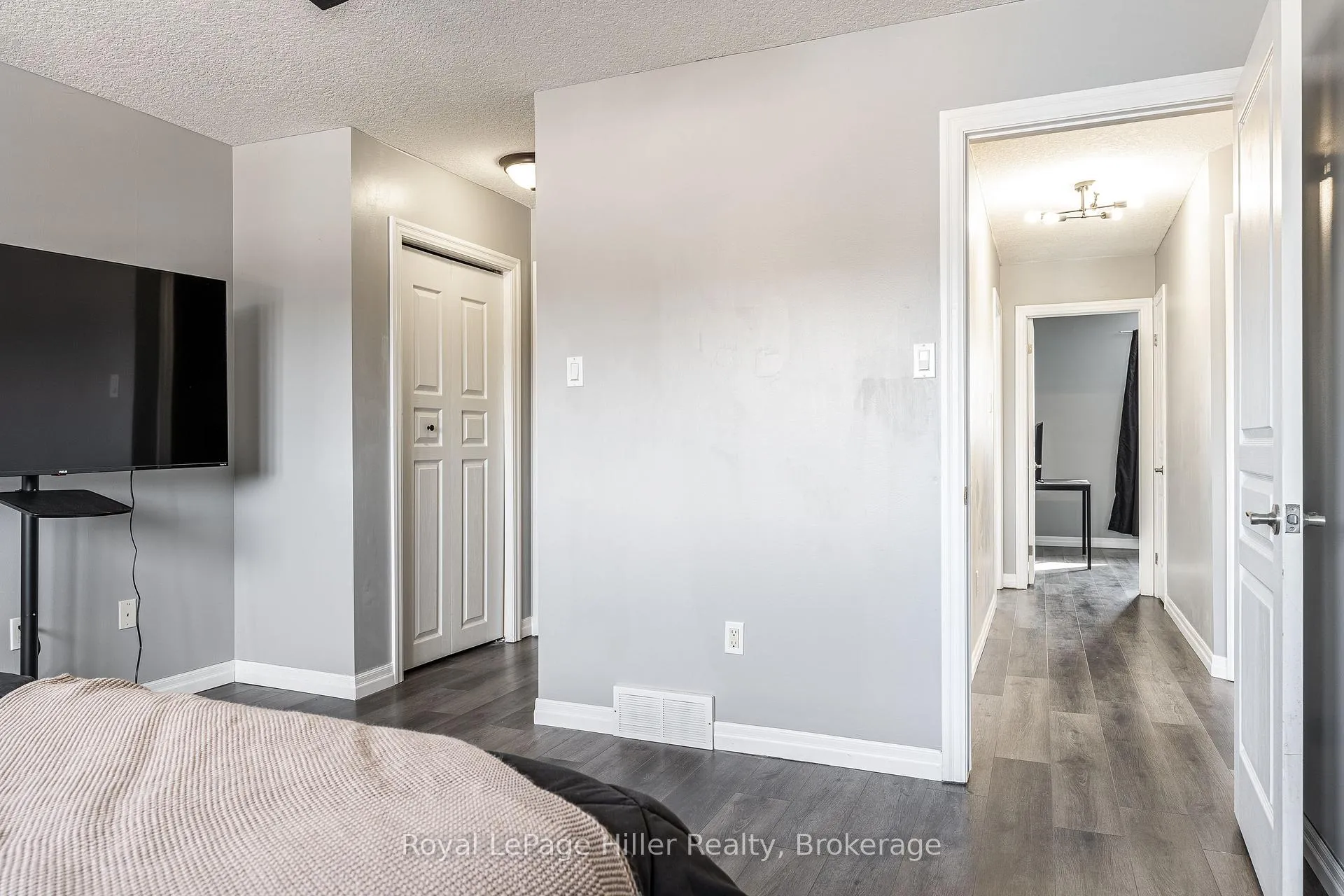 Photo 27 of 127 Maxwell Street, St. Marys — HOMEH