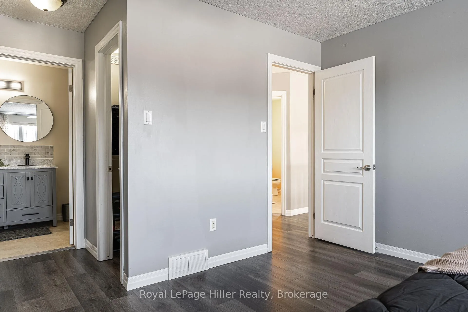 Photo 28 of 127 Maxwell Street, St. Marys — HOMEH