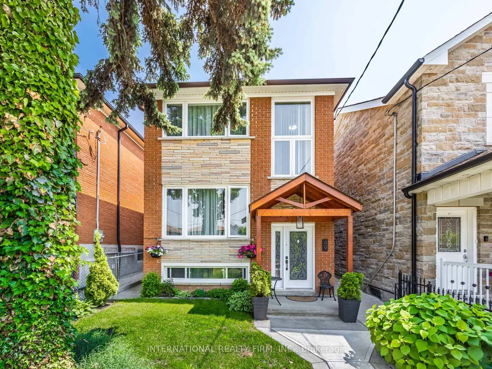 Photo 2 of 49 Lapp Street, Toronto, Rockcliffe-Smythe — HOMEH