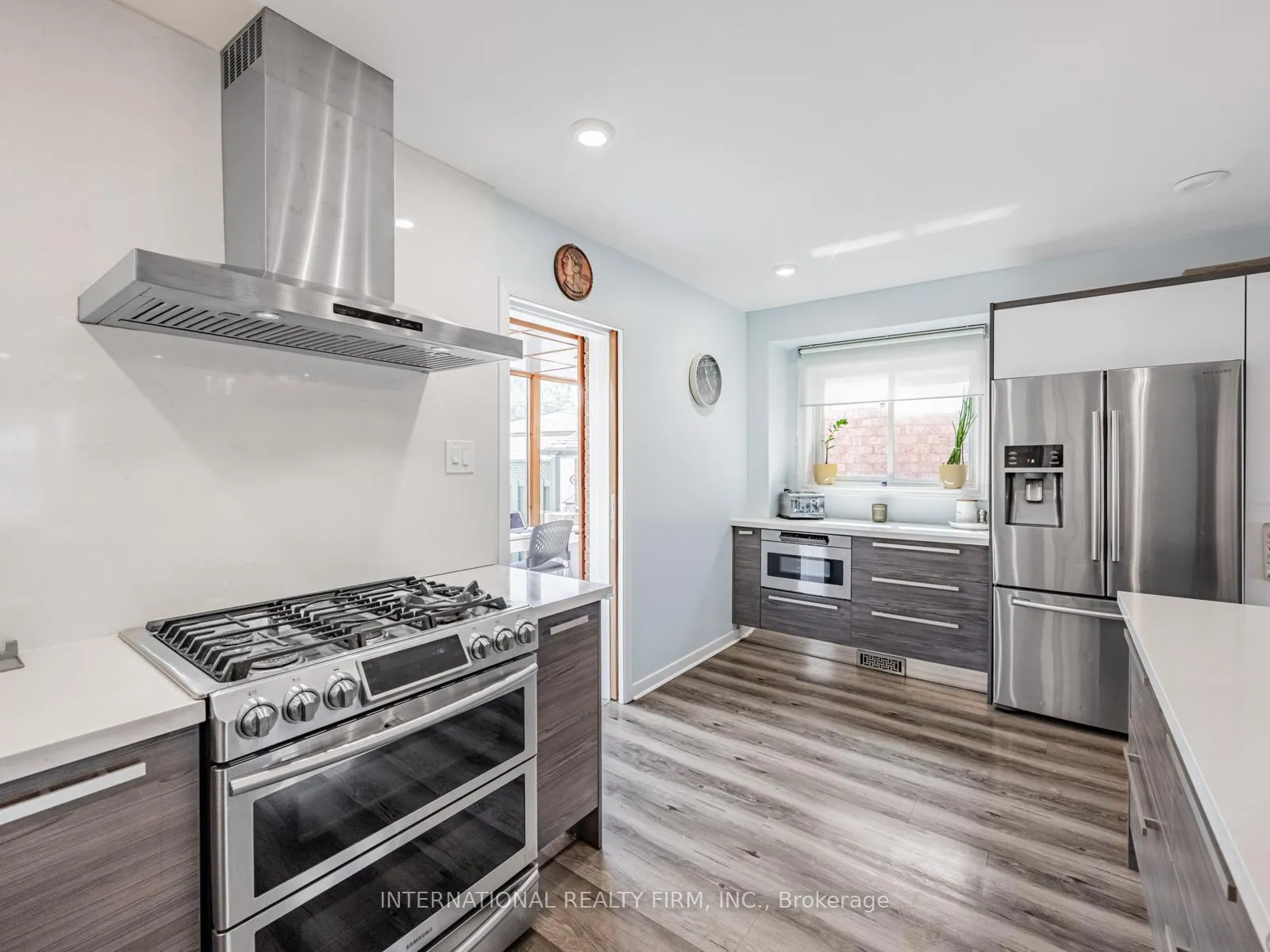 Photo 14 of 49 Lapp Street, Toronto, Rockcliffe-Smythe — HOMEH